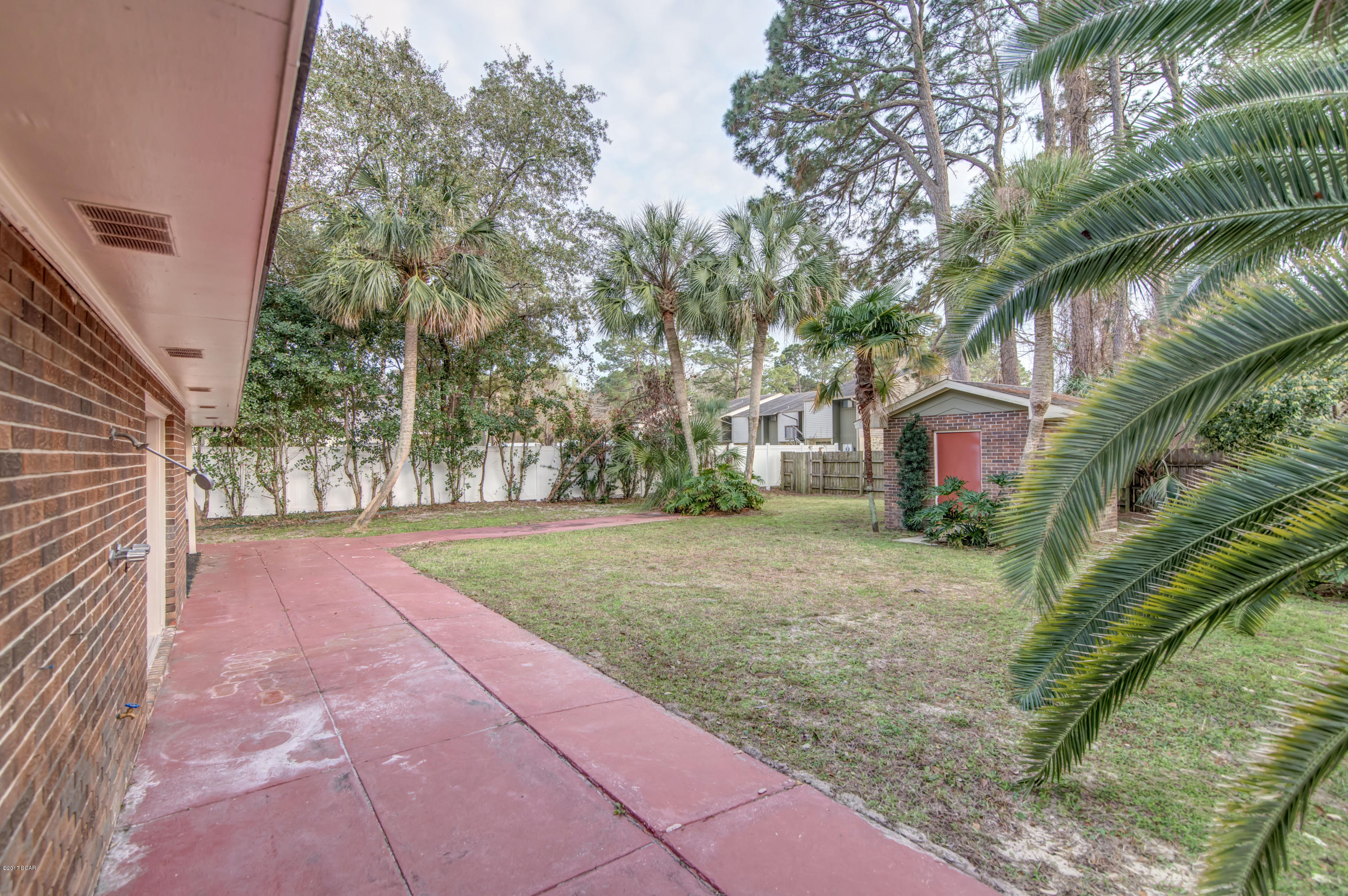 Grand Lagoon Banks - Residential