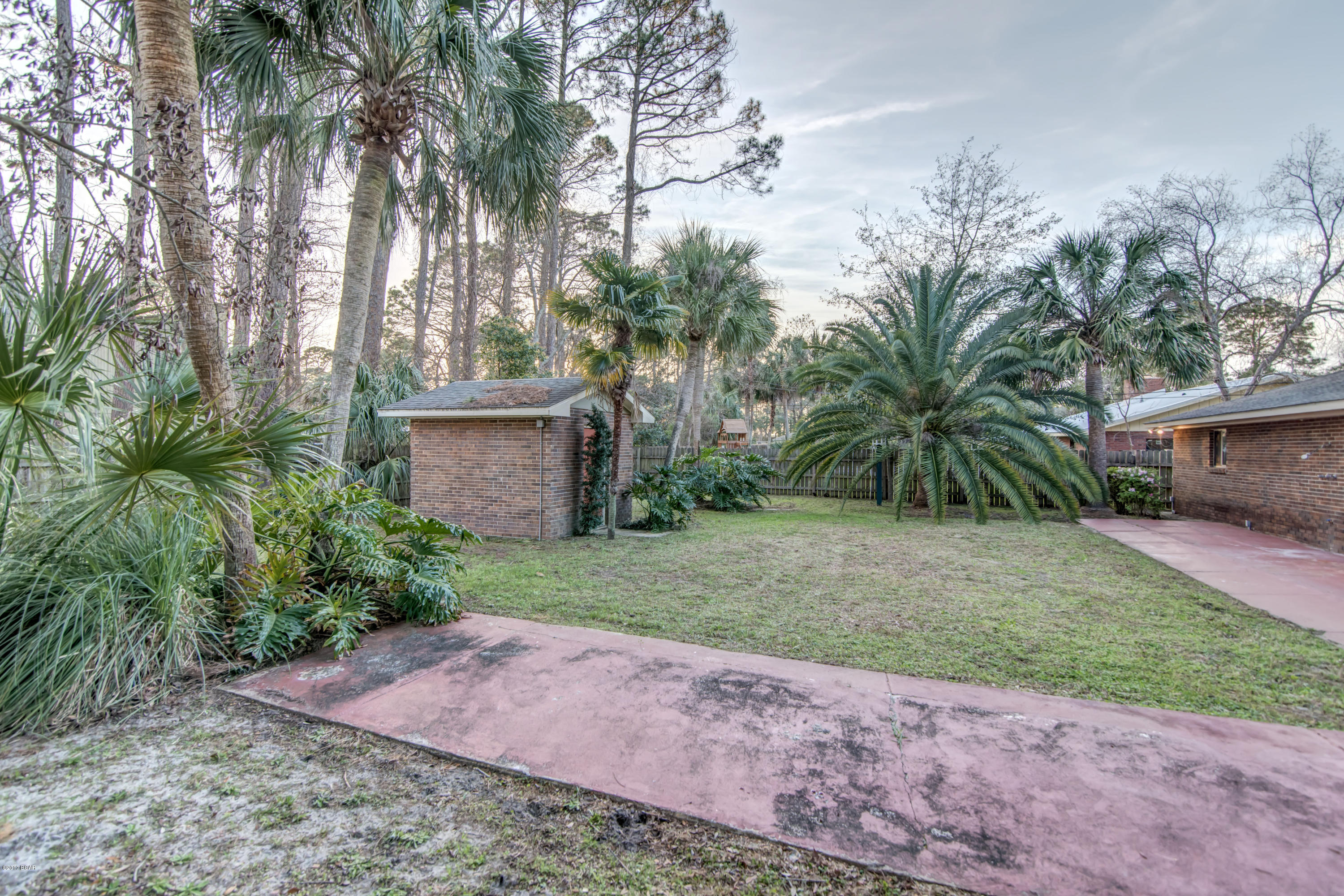 Grand Lagoon Banks - Residential