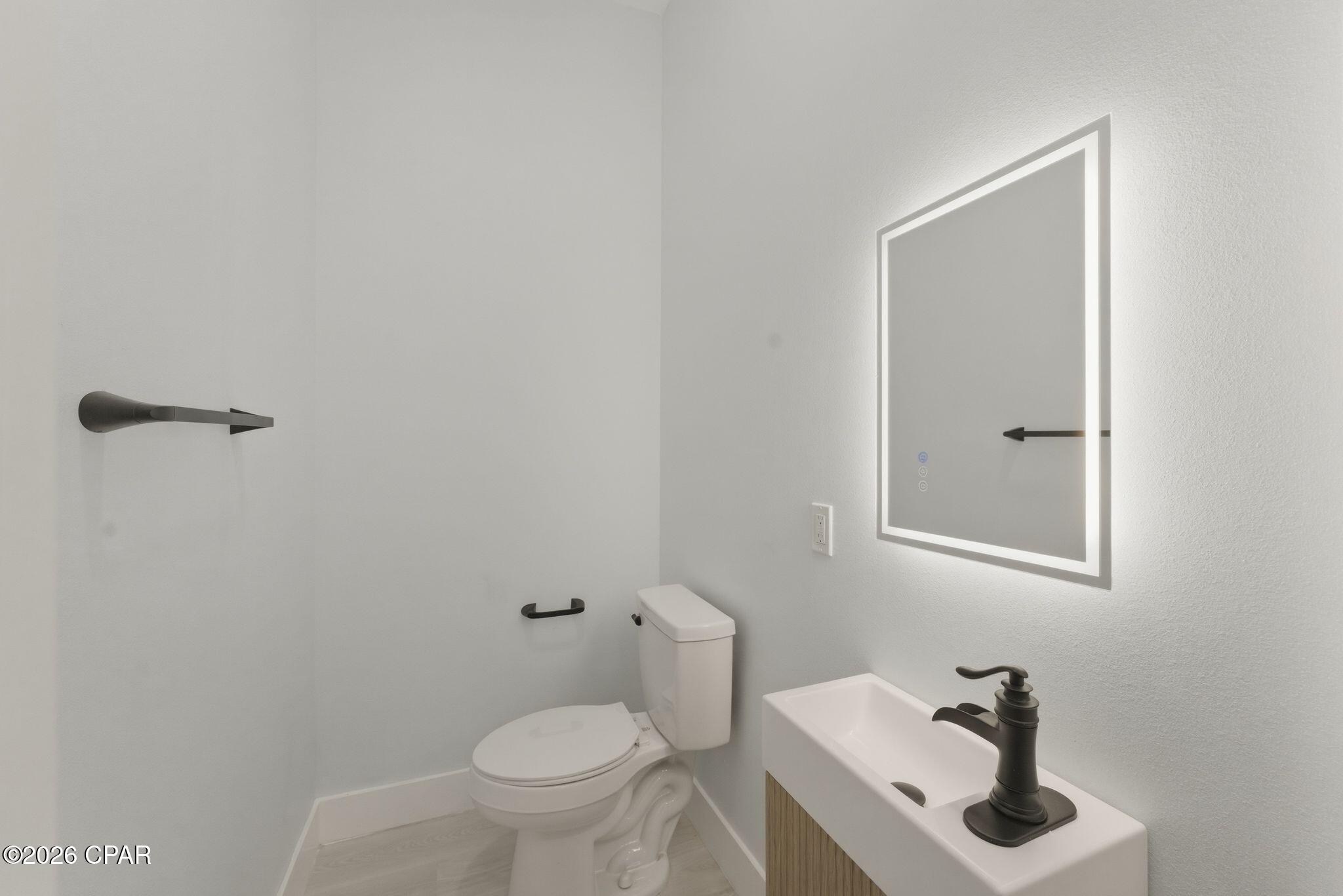 Country Club Harbour Estates - Residential