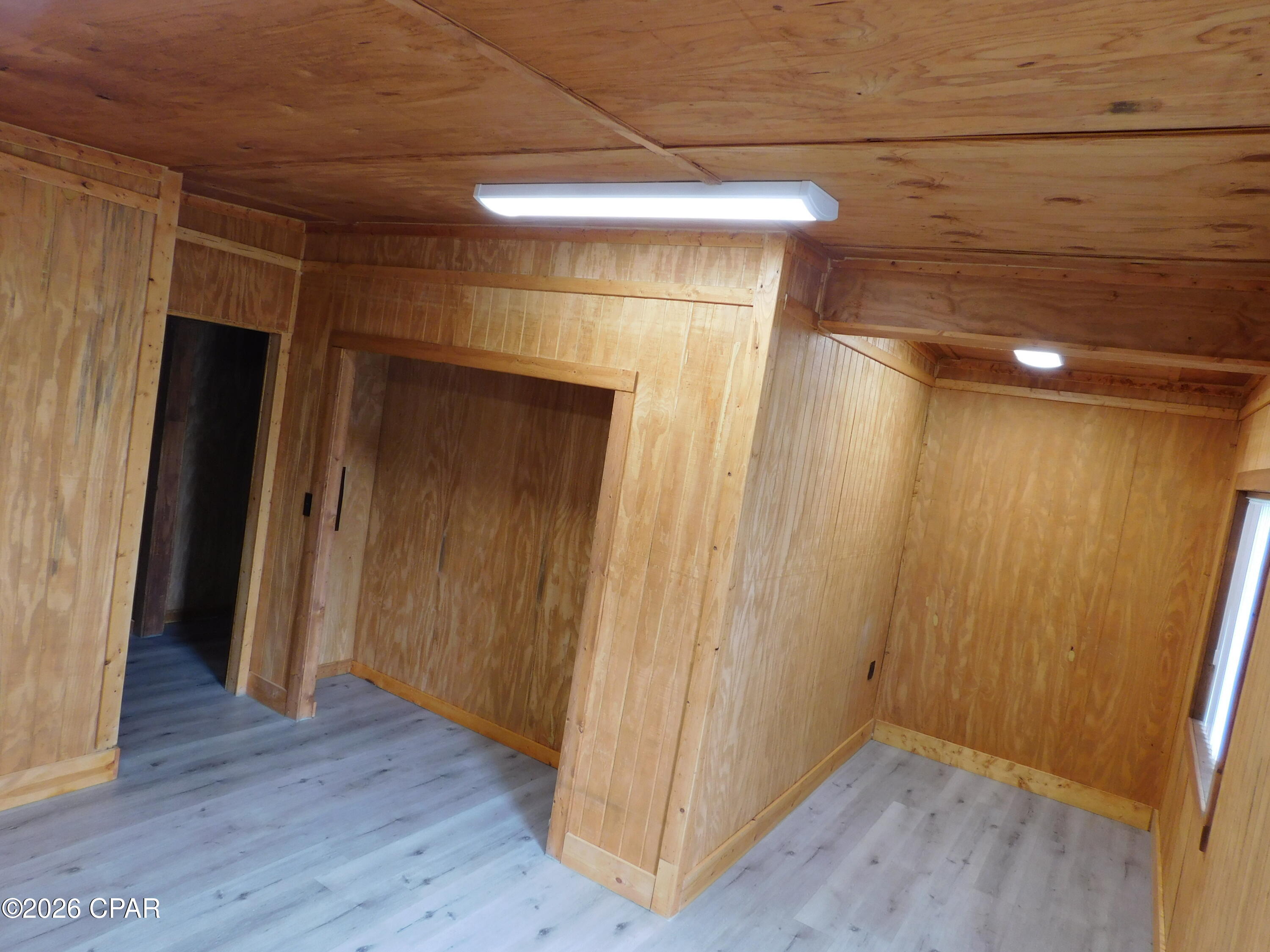 Green Hills - Commercial Sale