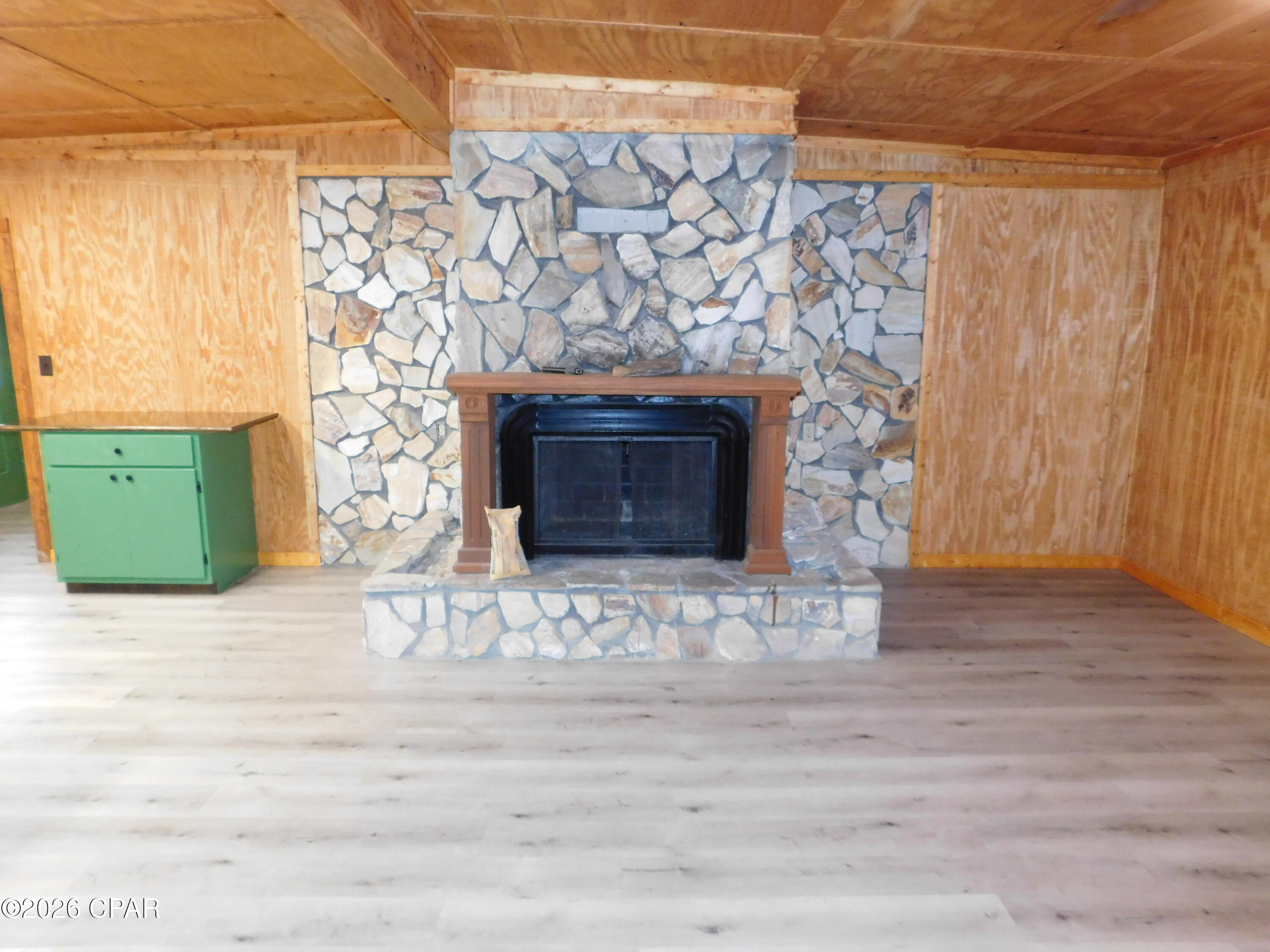 Green Hills - Commercial Sale