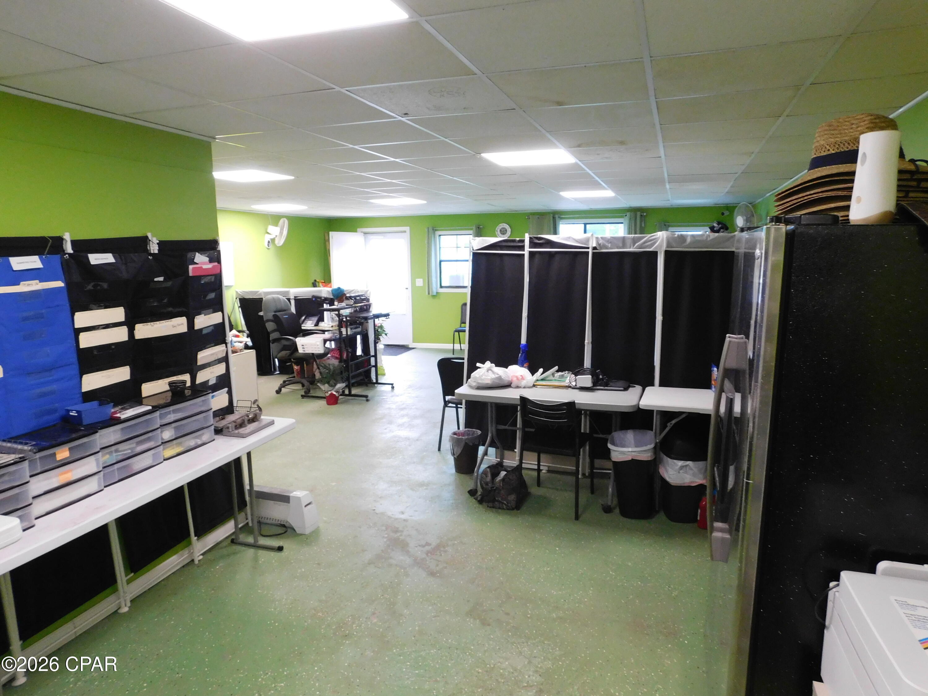 Green Hills - Commercial Sale