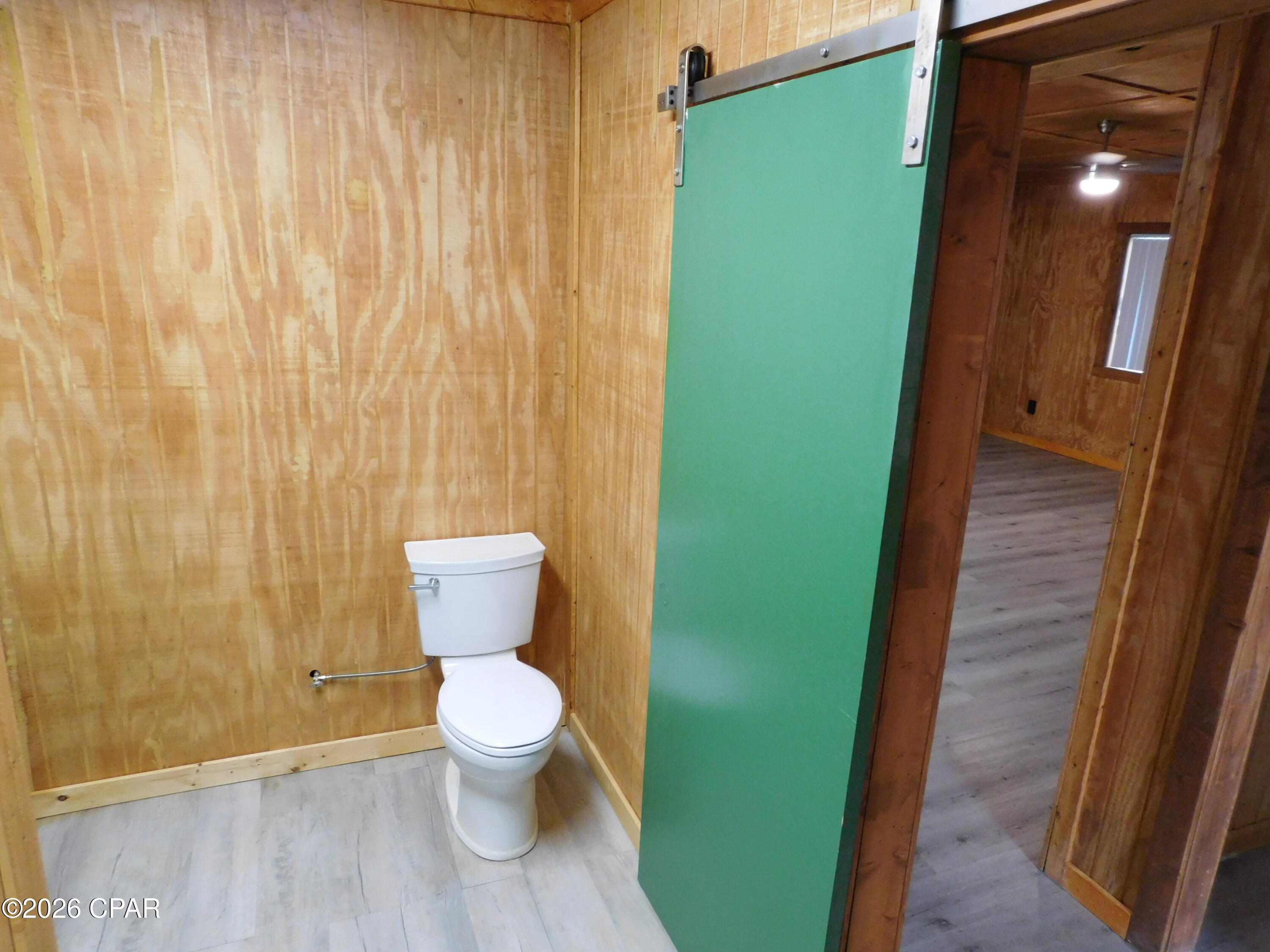 Green Hills - Commercial Sale