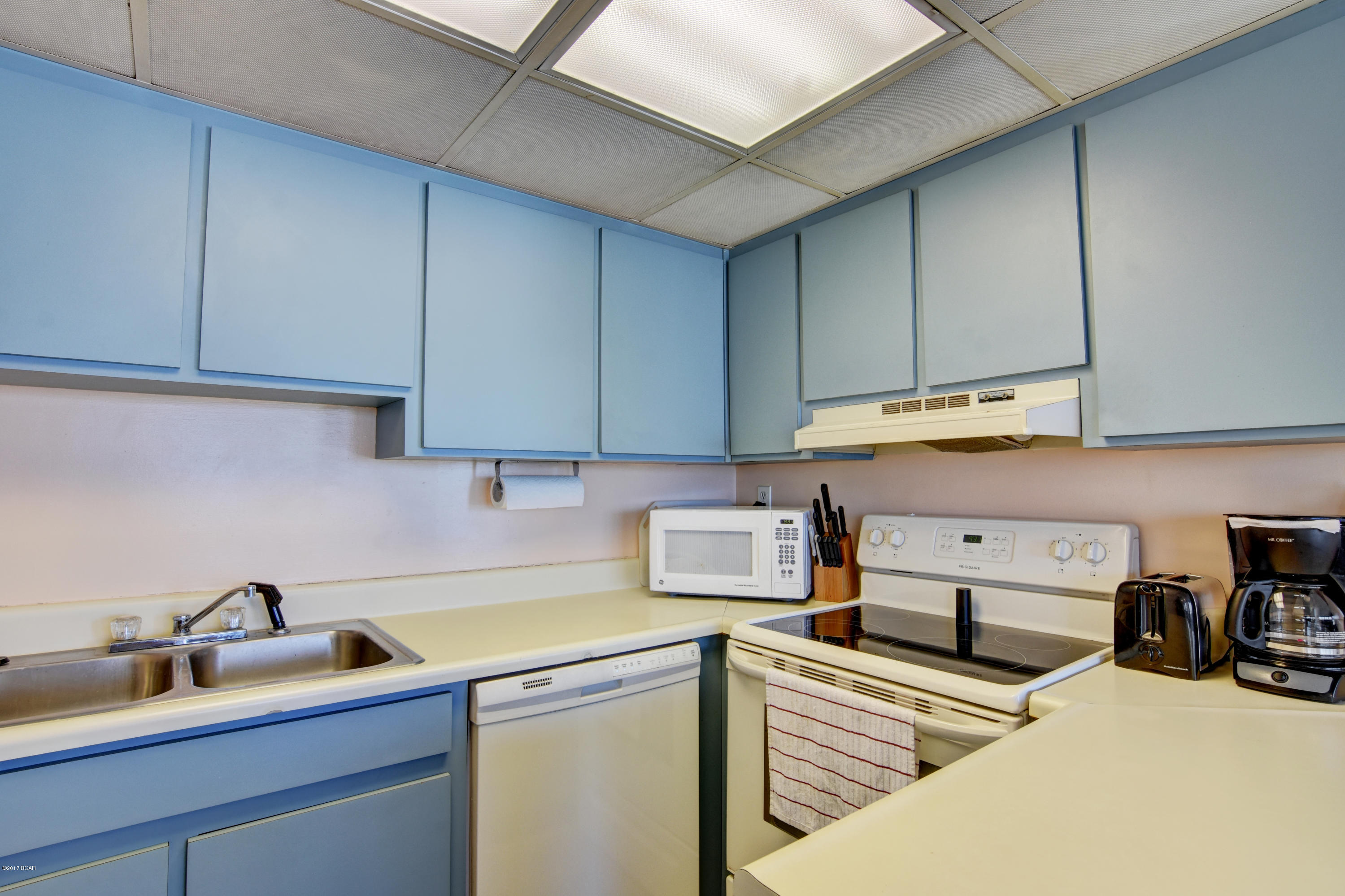 Sunbird Condo - Residential