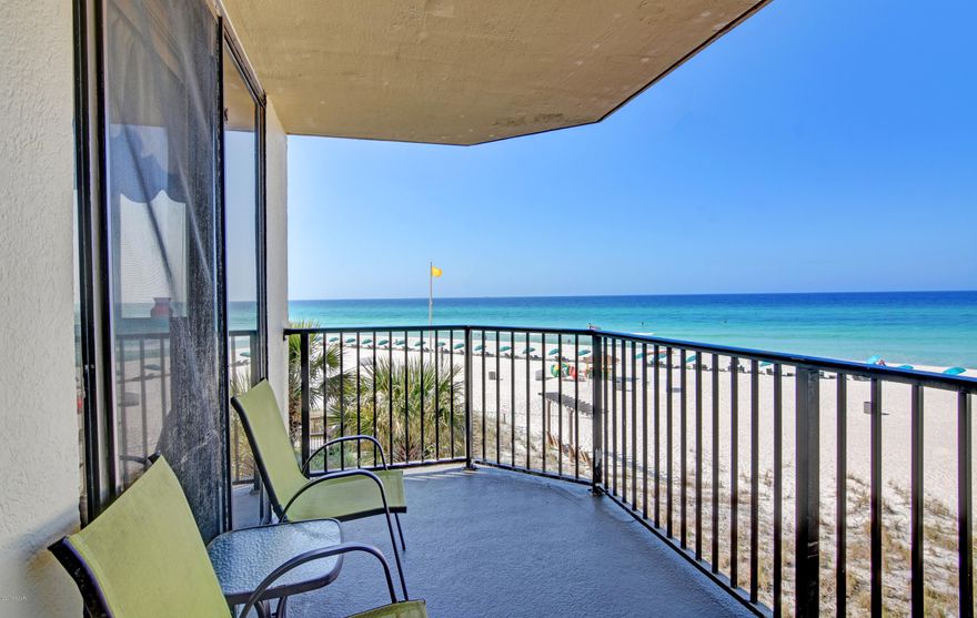 ** 1BR/1BA LOW FLOOR **

This ever popular ''B'' unit at Sunbird offers spectacular westerly views and is on a great floor. It needs some updating but is in a great spot in the building! Pineapple Willy's is RIGHT NEXT DOOR.



Looking for a place to get away and retreat to the beach? Somewhere you can sit and listen to the waves crash against the shore all hours of the day and totally unwind? This unit is the perfect spot to rejuvenate. On a low floor with a fantastic view, it's easy to get to and from your unit, you also have access to three beach front pools as well as outdoor games. Venture out to your balcony with a drink in hand and watch the sun melt into the horizon line. This is the place to be. Bid to replace windows for $1200.