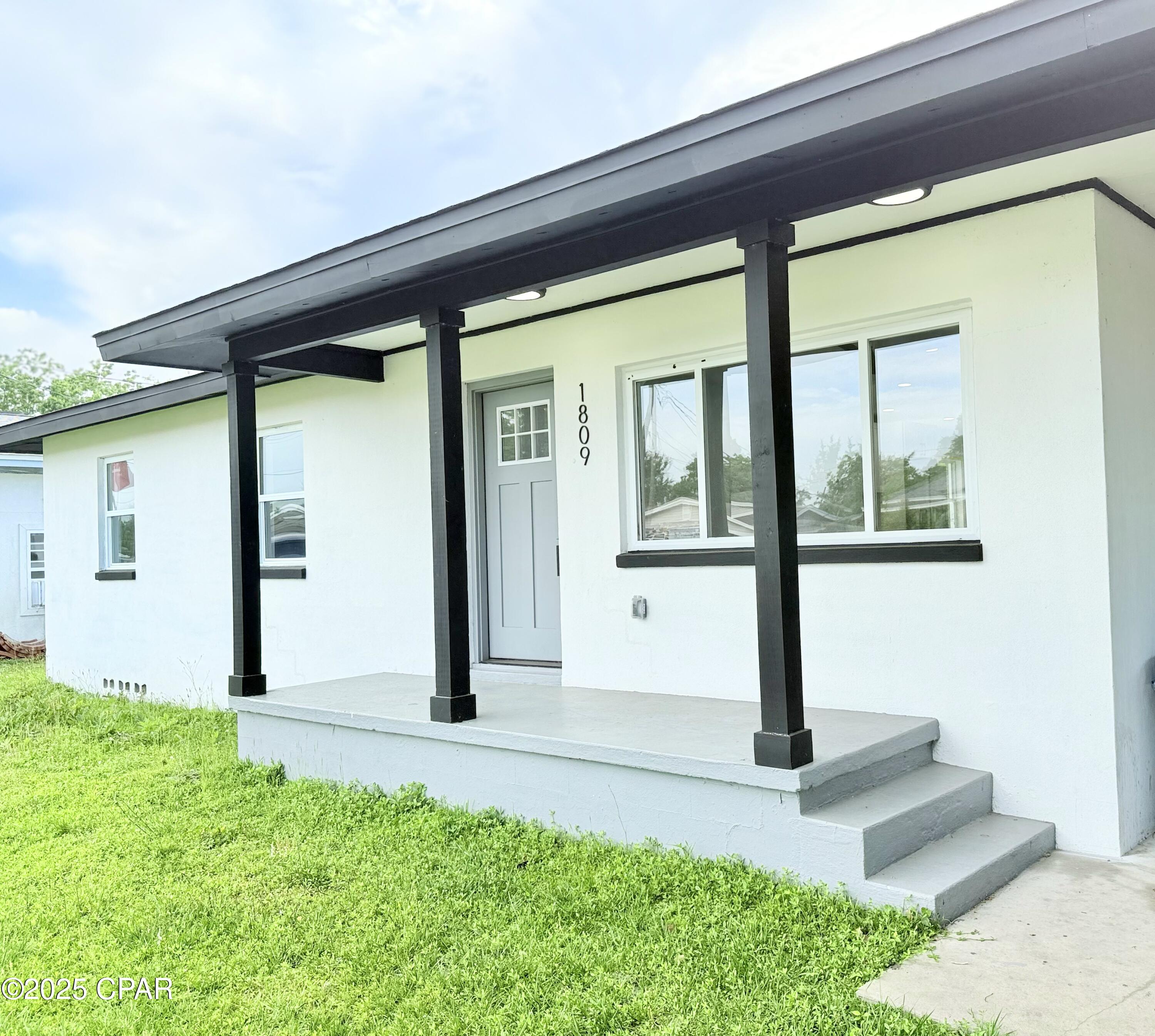 Hentz 1st Add Unit B - Residential