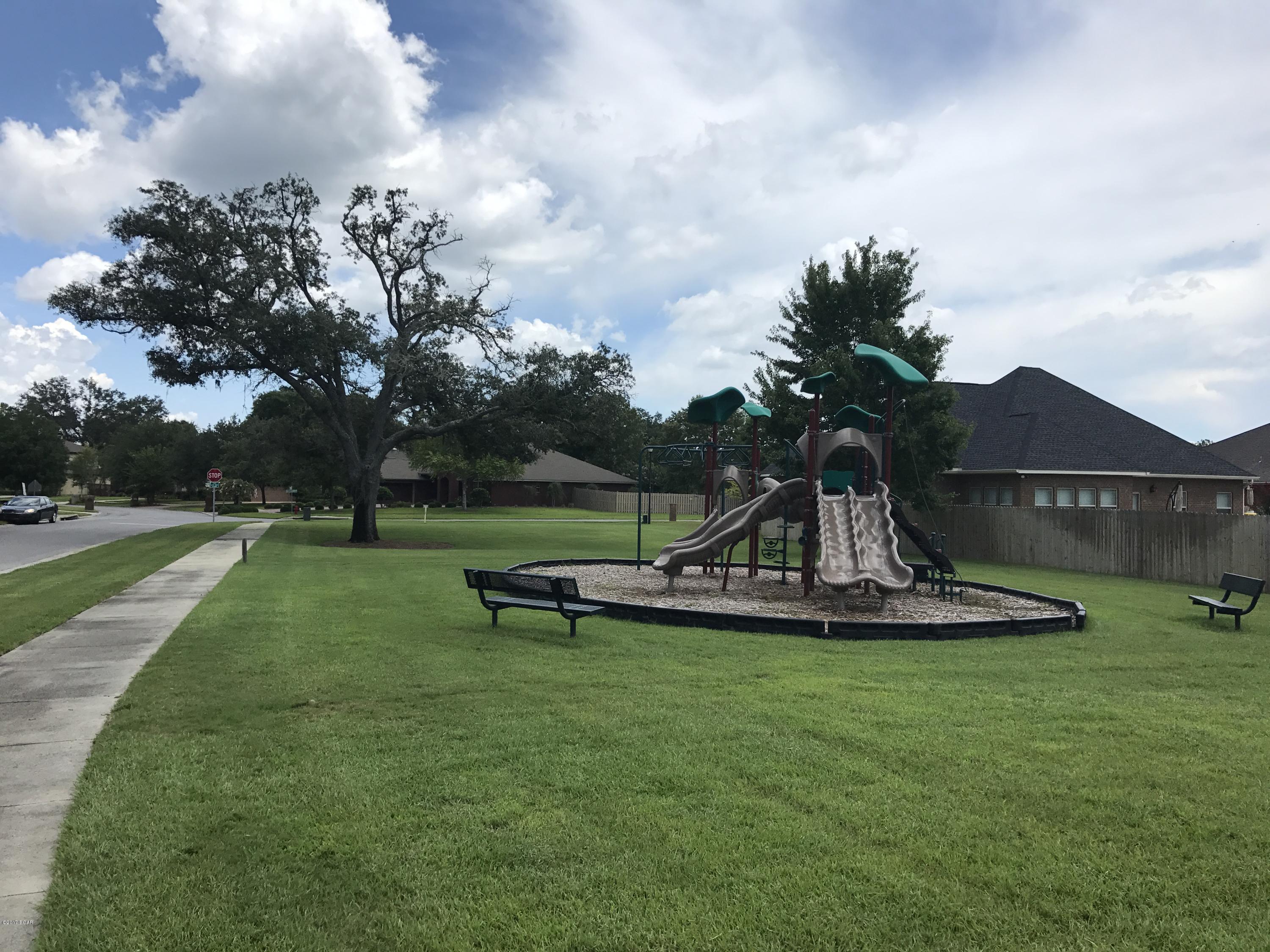 The Meadows & The Pointe - Residential