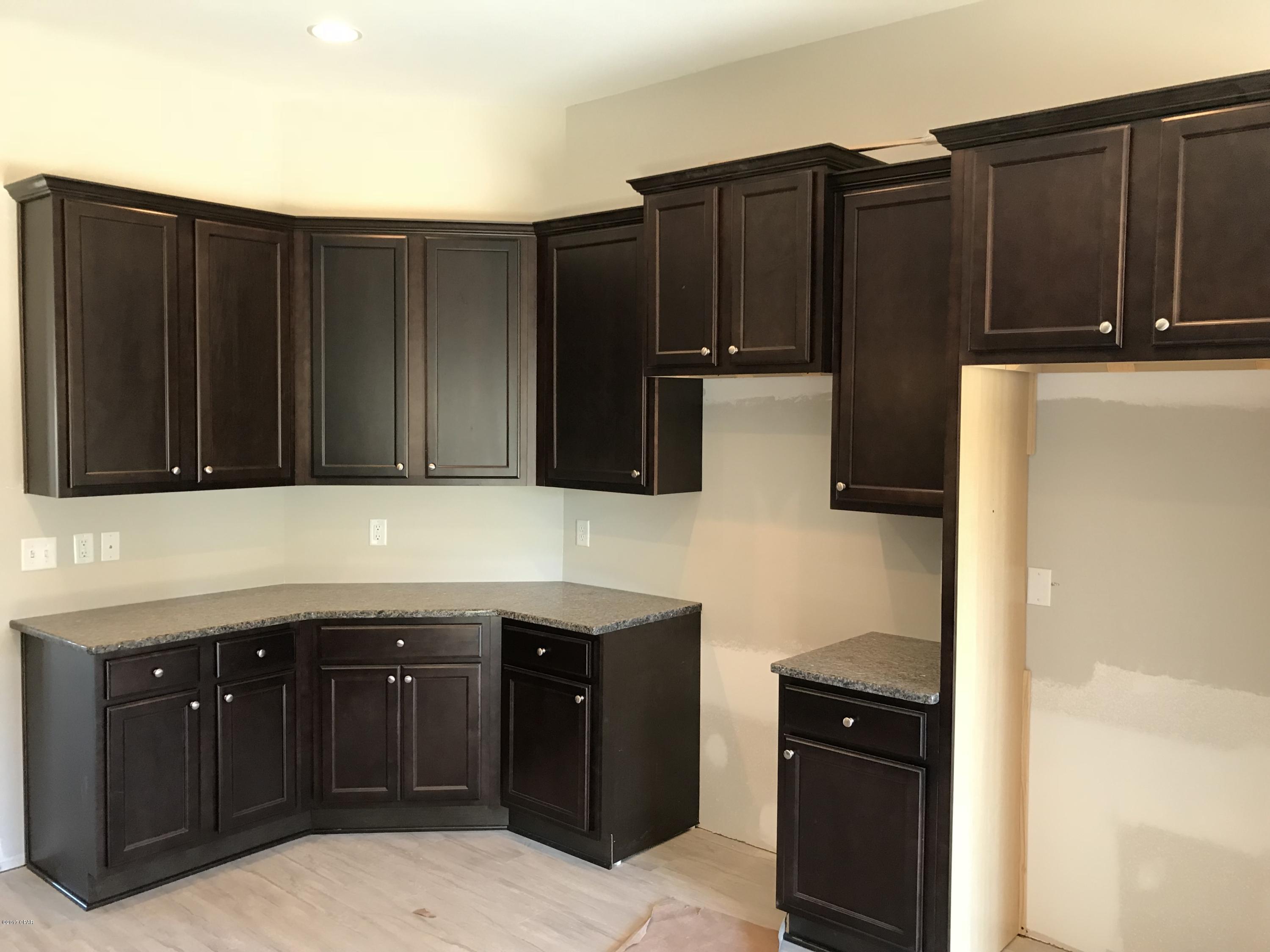 The Meadows & The Pointe - Residential