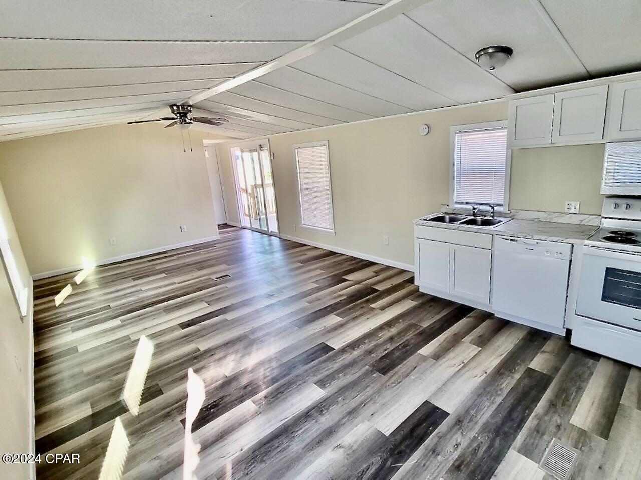 Laguna Beach Estates - Residential