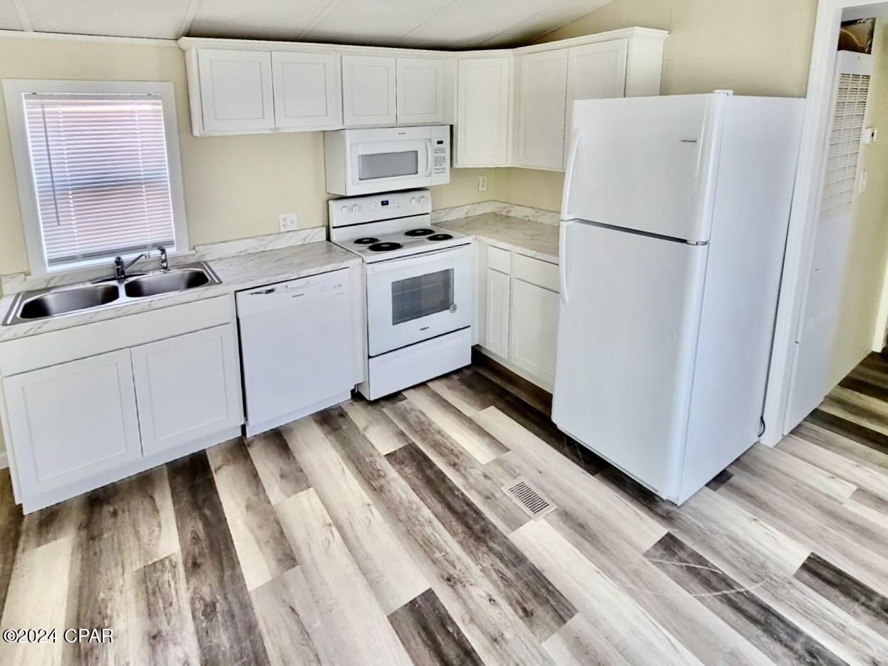 Laguna Beach Estates - Residential