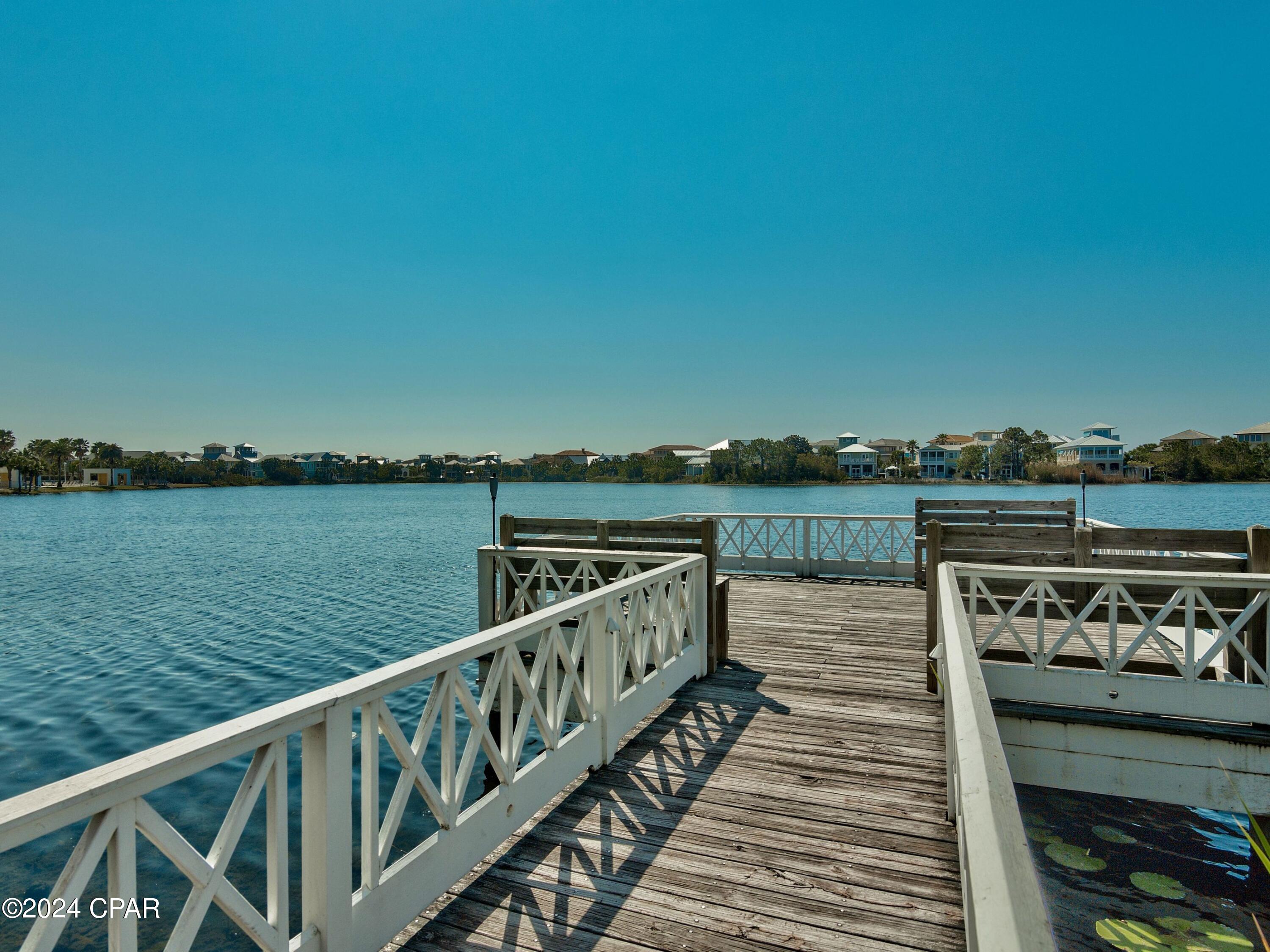 Carillon Beach Inn - Residential