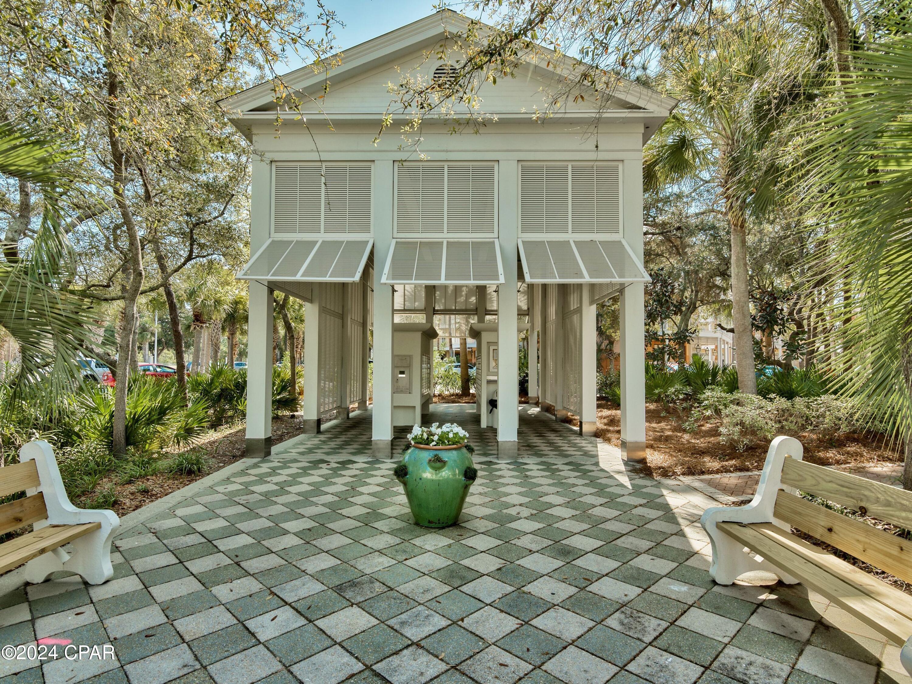 Carillon Beach Inn - Residential