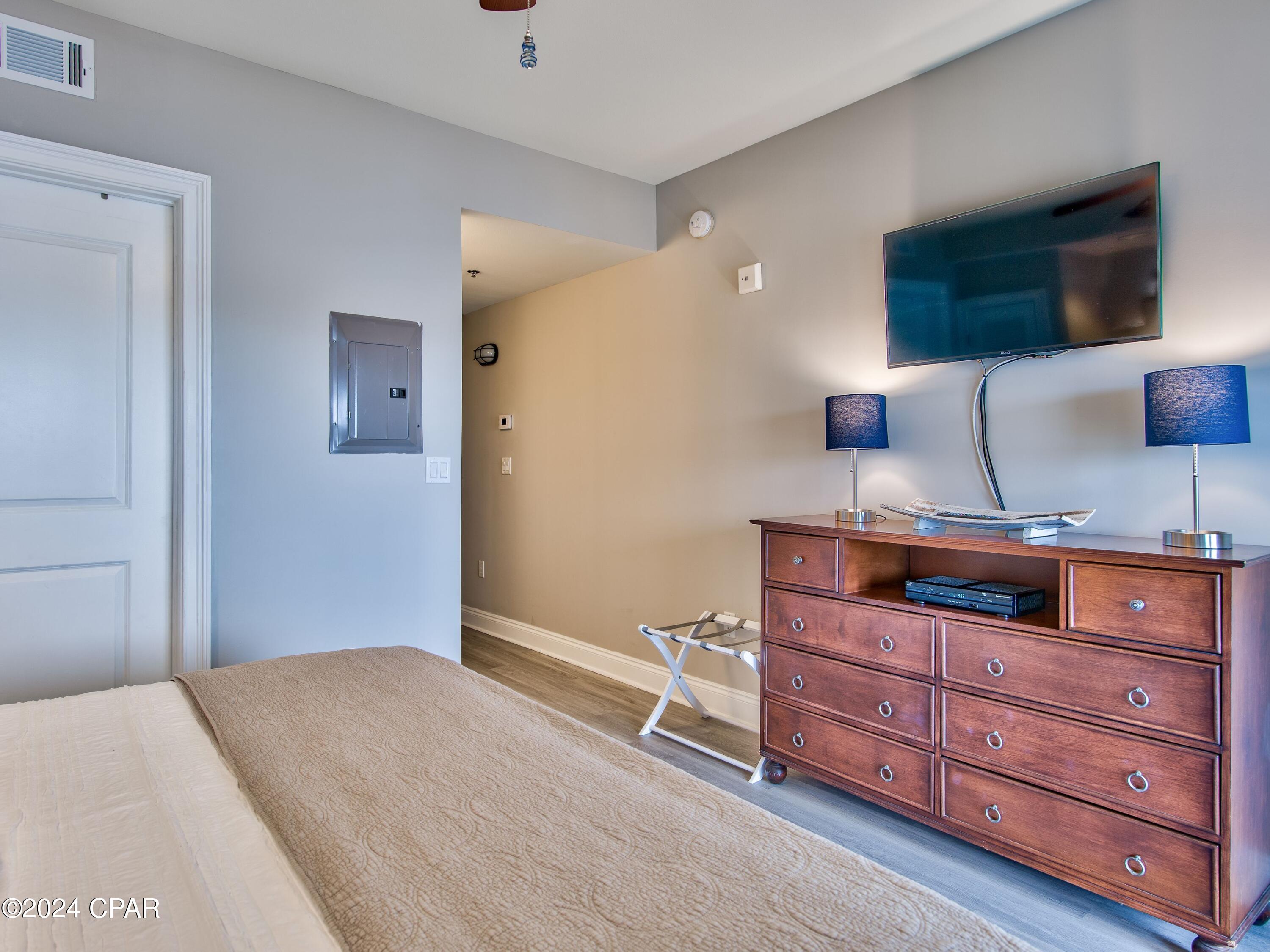 Carillon Beach Inn - Residential