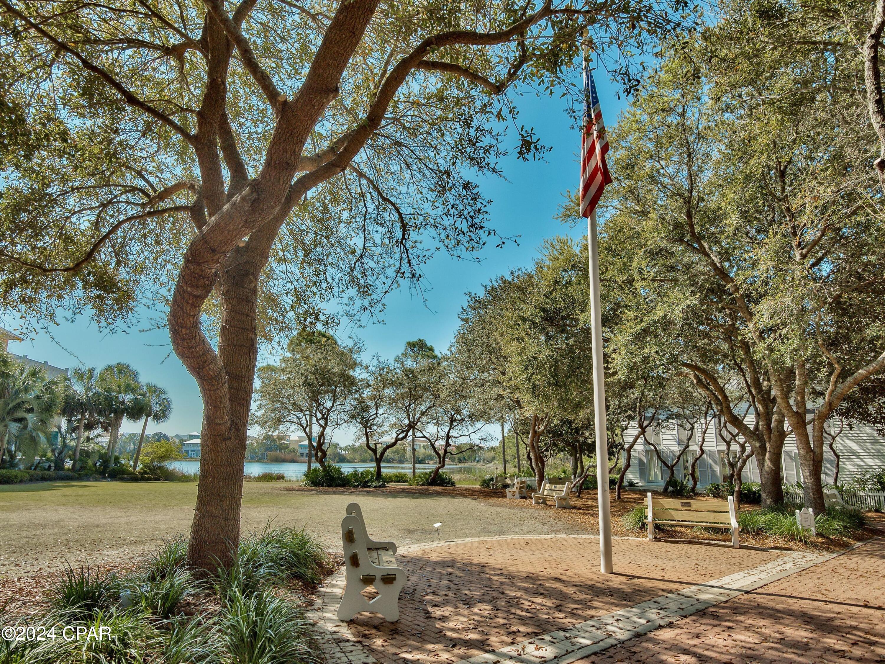 Carillon Beach Inn - Residential
