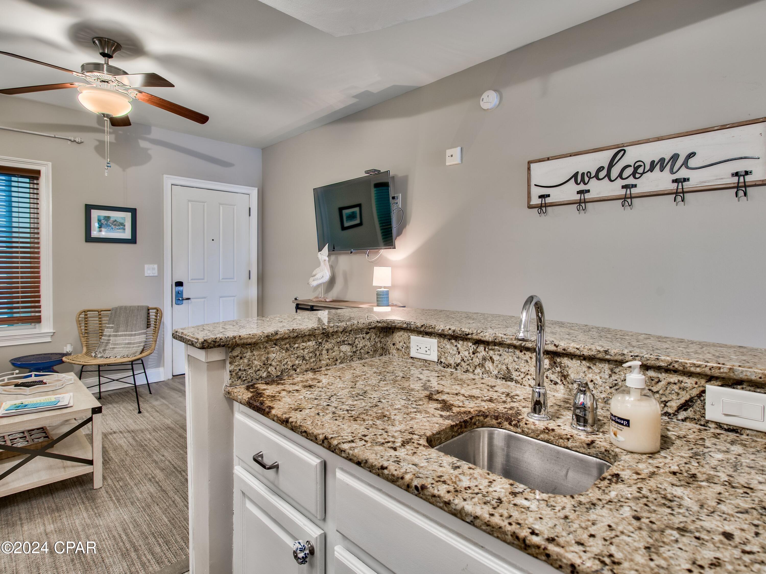 Carillon Beach Inn - Residential