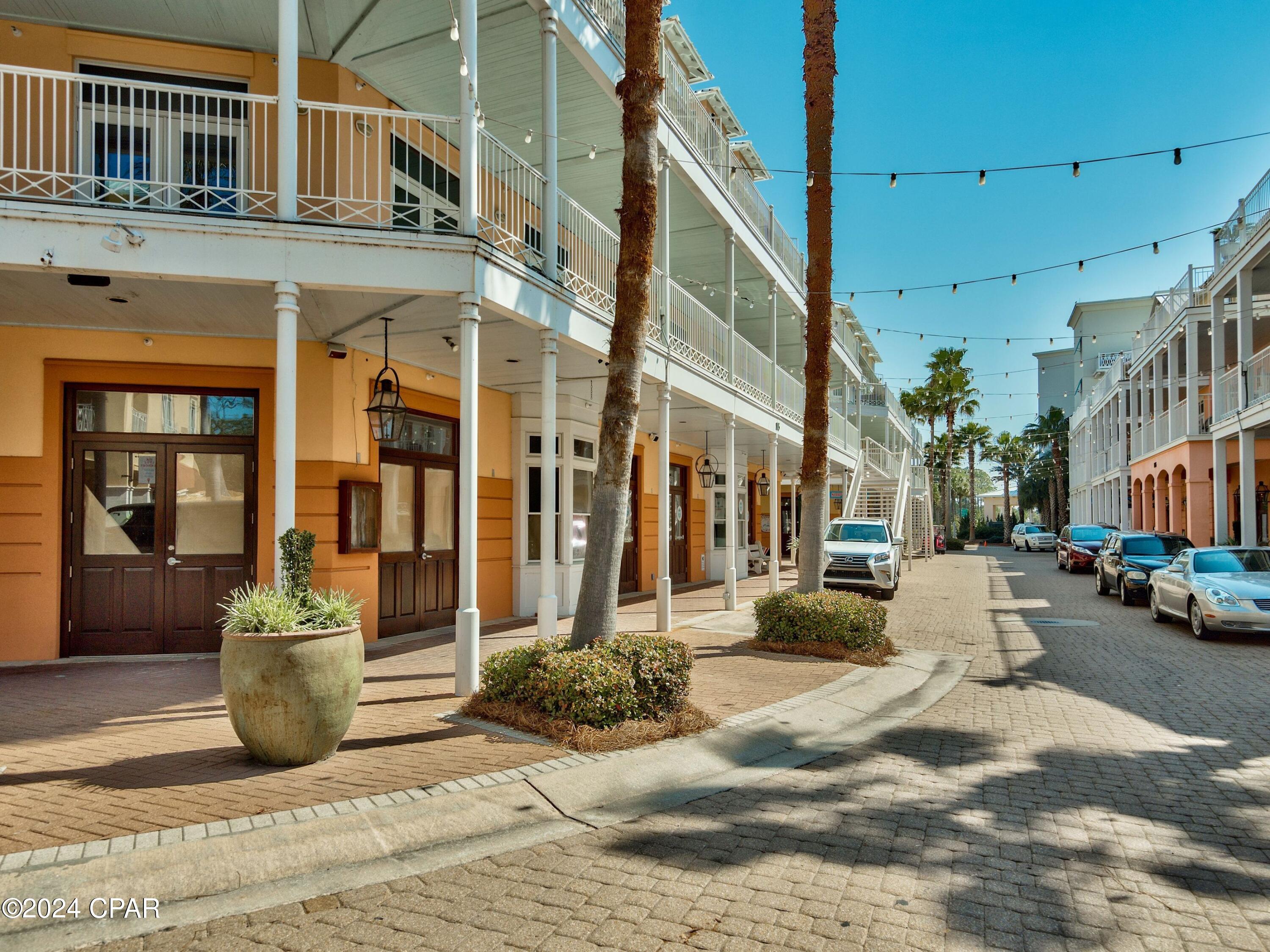Carillon Beach Inn - Residential