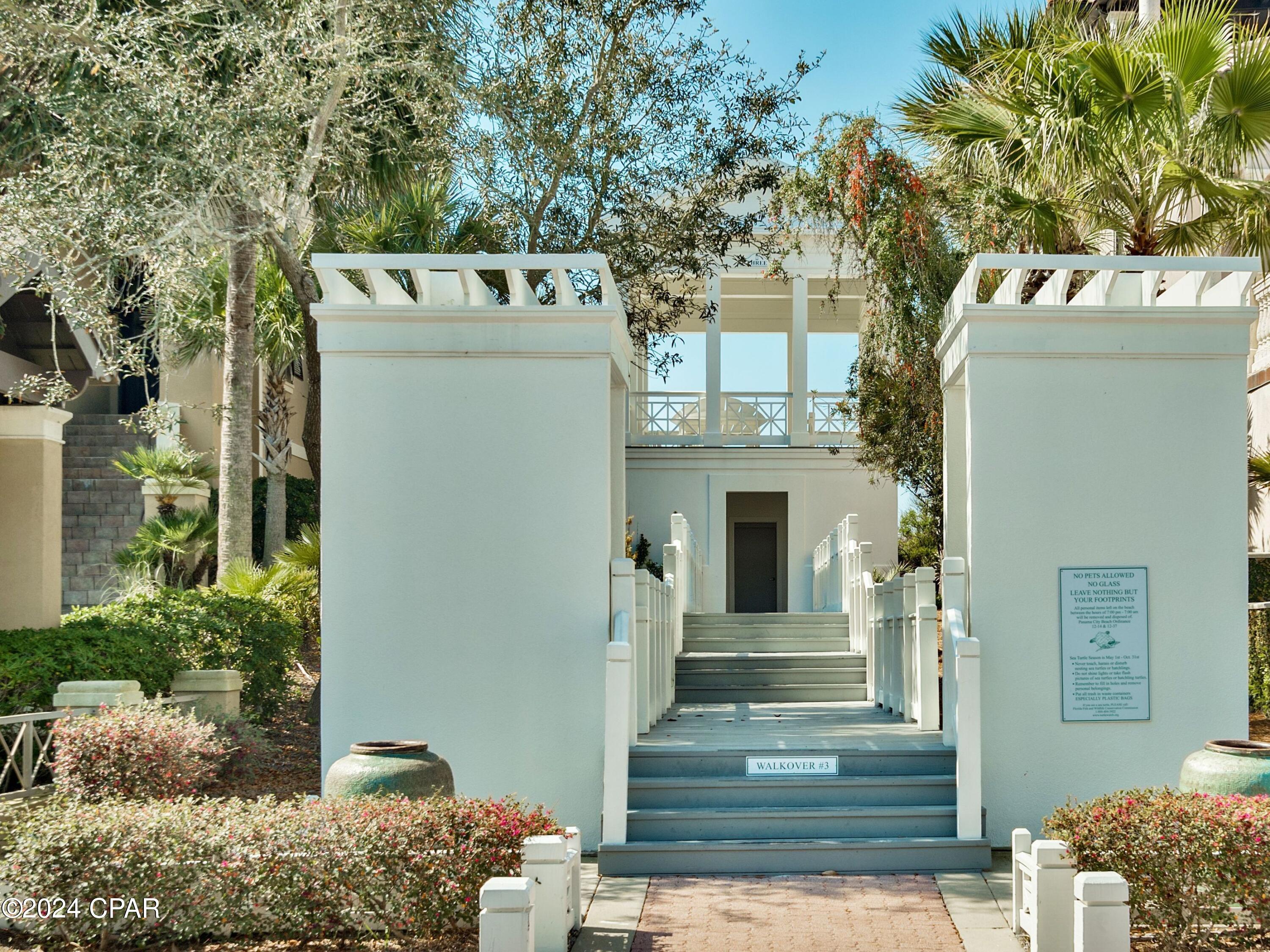 Carillon Beach Inn - Residential