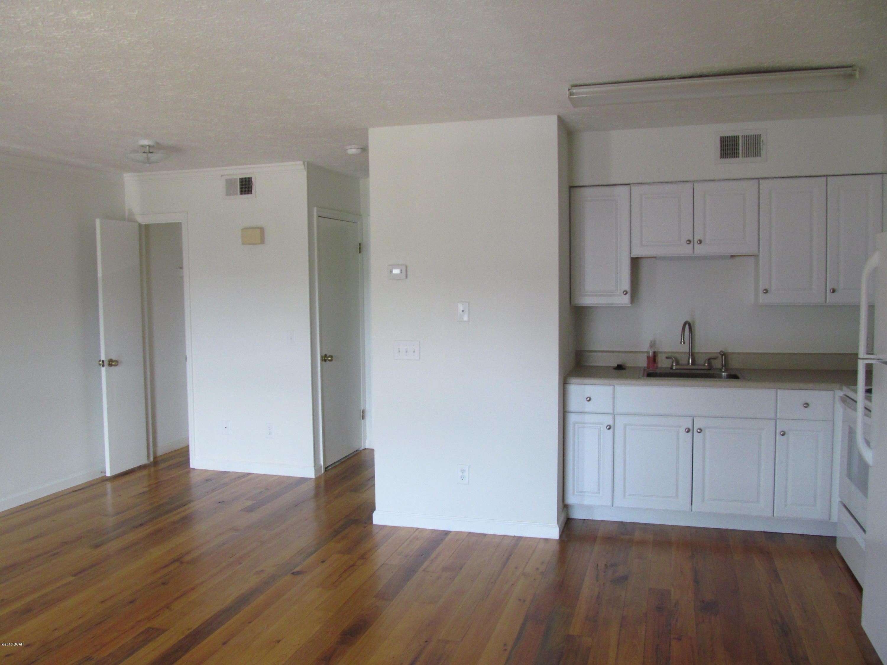 Greenwood Estates 1 - Residential Lease