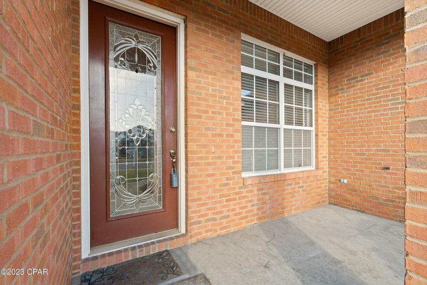 SELLER OFFERING $5,000 CLOSING COST CREDIT TO BUYER! Well cared for Don Miller Construction home on Glencoe Drive. Walking distance to the new Lynn Haven ball park. Interior features include 4 large bedrooms, 2 full baths, spacious living area, open kitchen with Corian countertops and lots of cabinets, formal dining area that is complete with wainscoting . Multistage crown molding throughout most of house, tray ceiling in master bedroom and stainless appliances make this house one not to miss! . Exterior features include all brick home with large fenced yard and sidewalks.