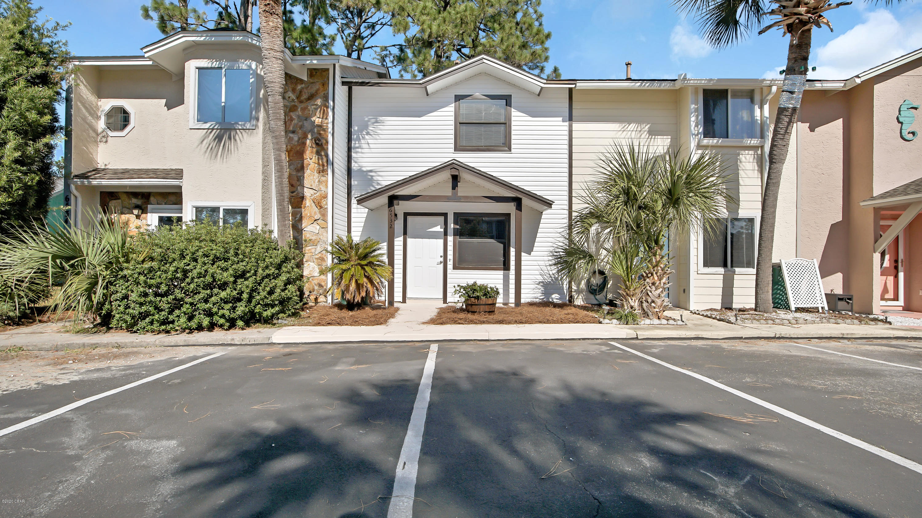 Harbour Towne - Residential