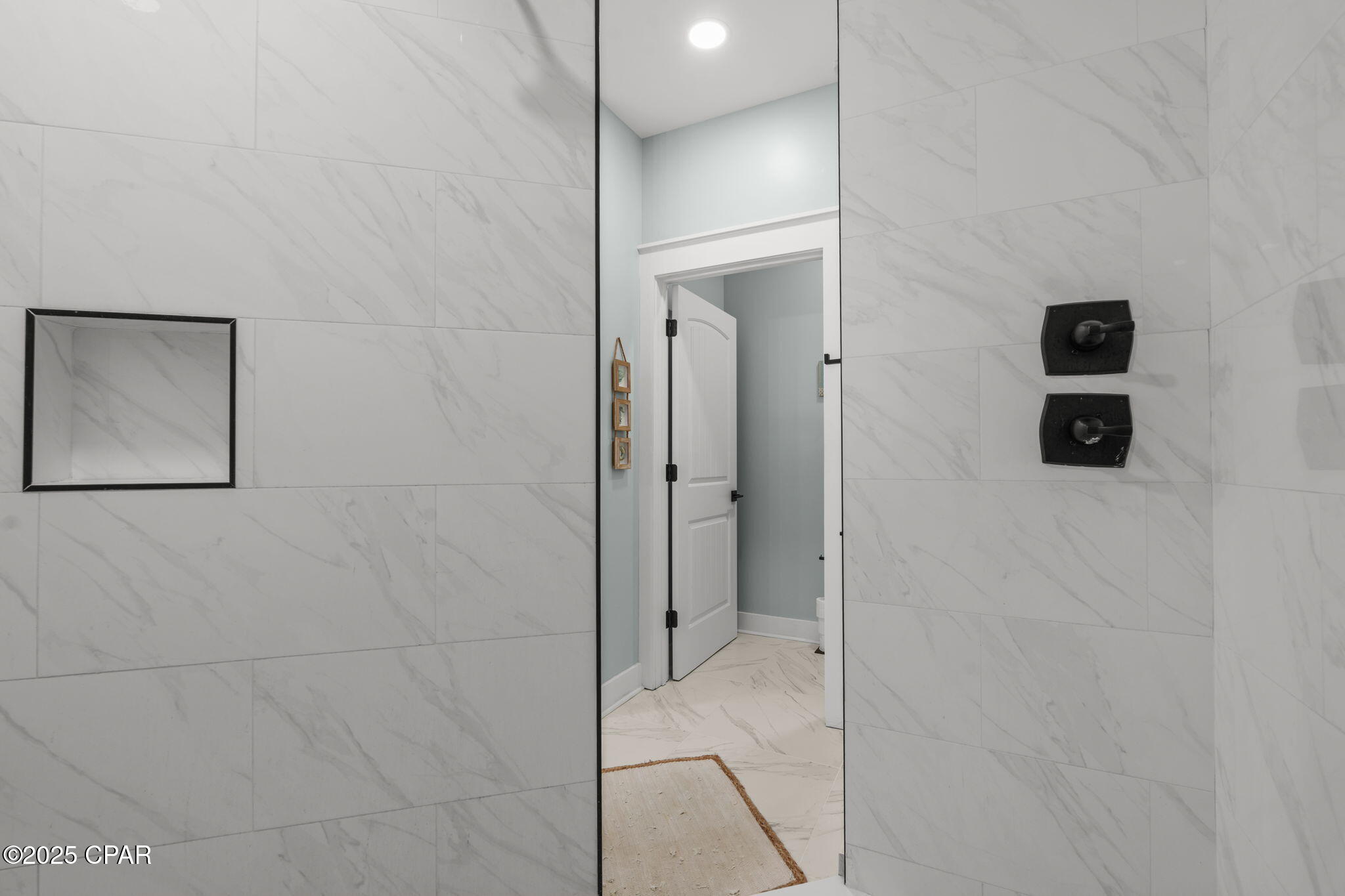 Paradise Lakes - Residential