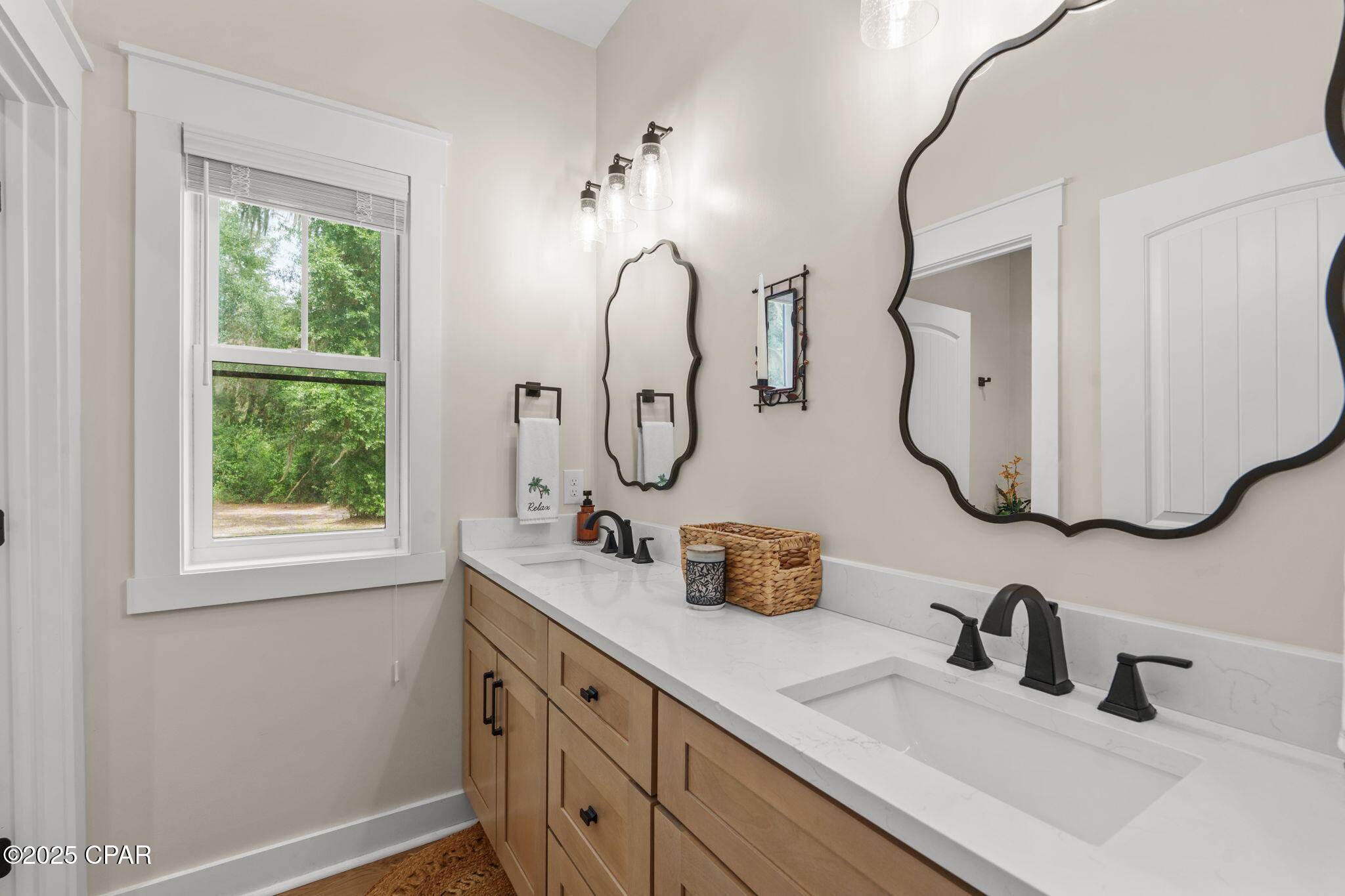 Paradise Lakes - Residential