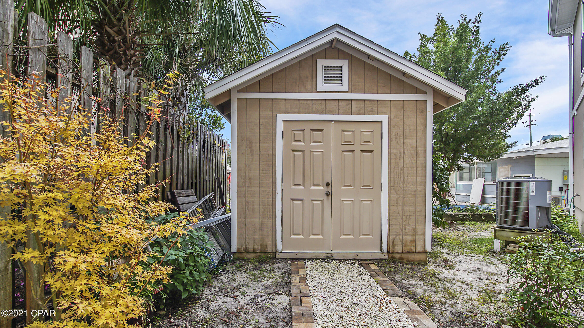 Kiska Beach - Residential