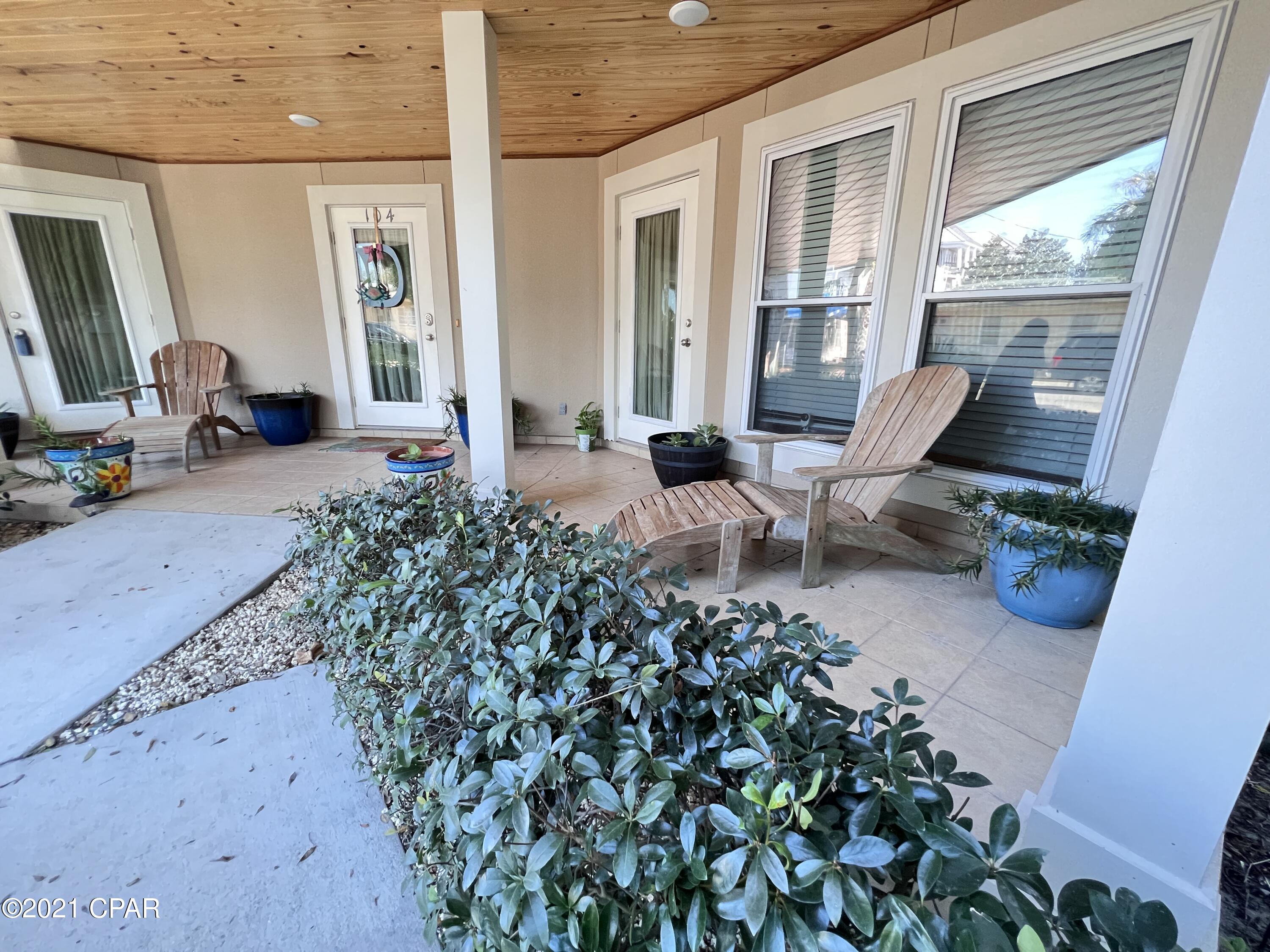 Kiska Beach - Residential