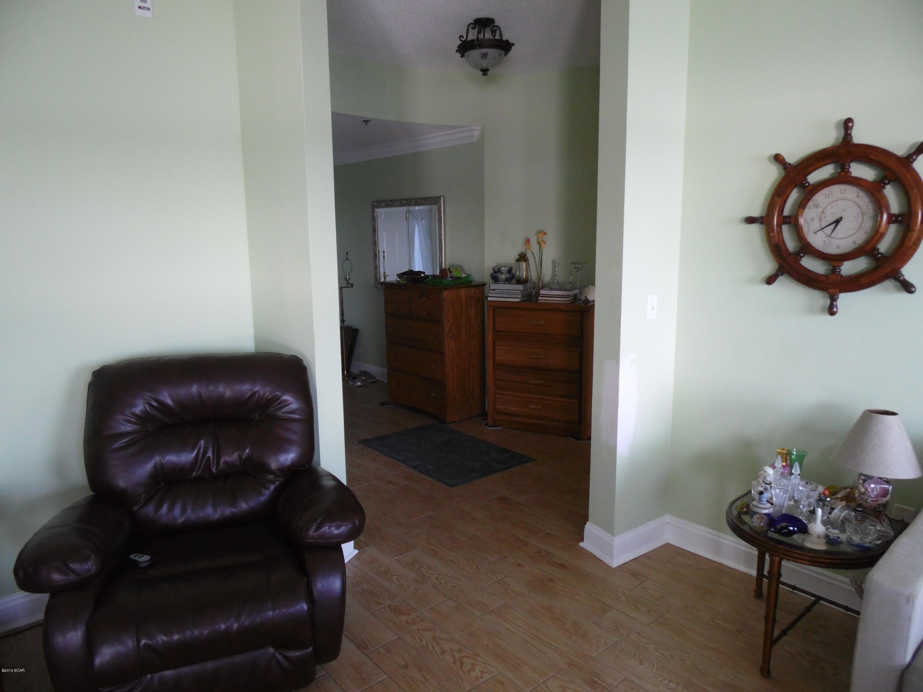 Marina Bay Condo - Residential