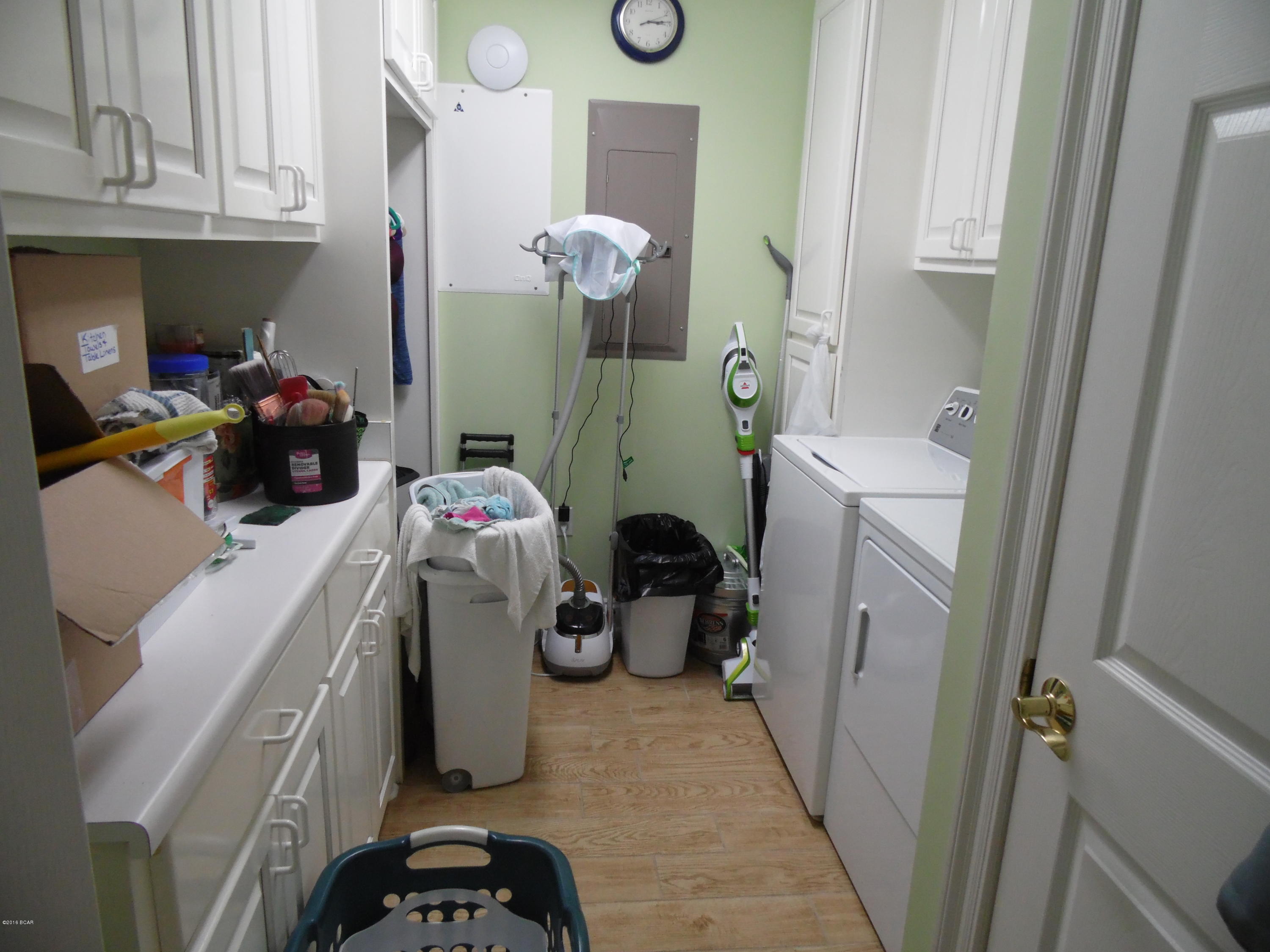 Marina Bay Condo - Residential