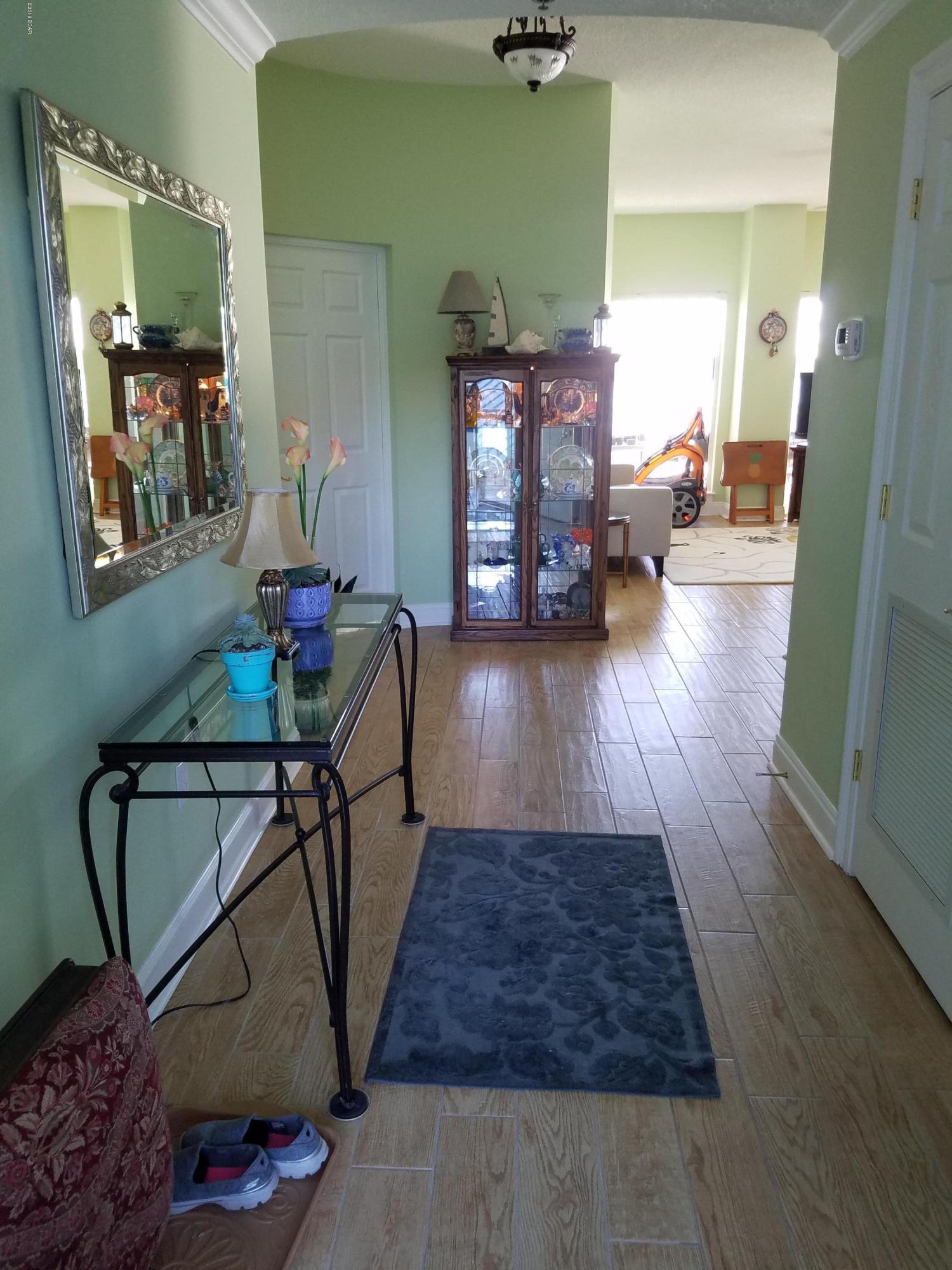 Marina Bay Condo - Residential