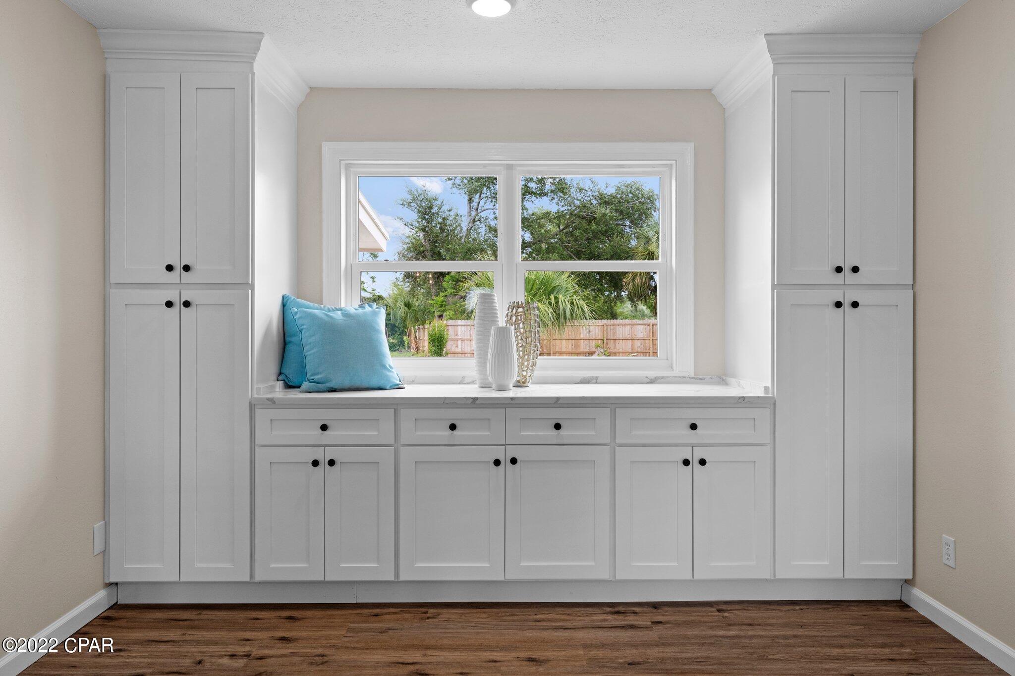 Pretty Bayou Island - Residential