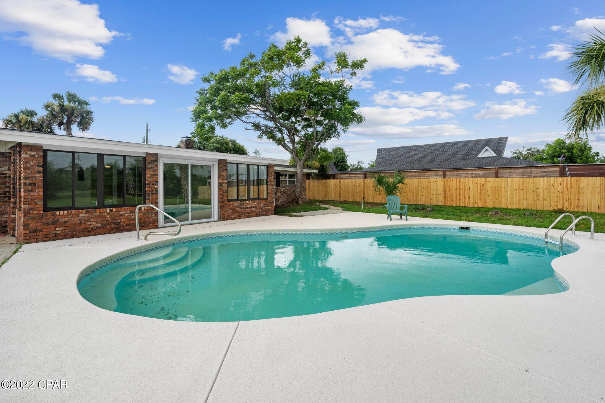 Pretty Bayou Island - Residential