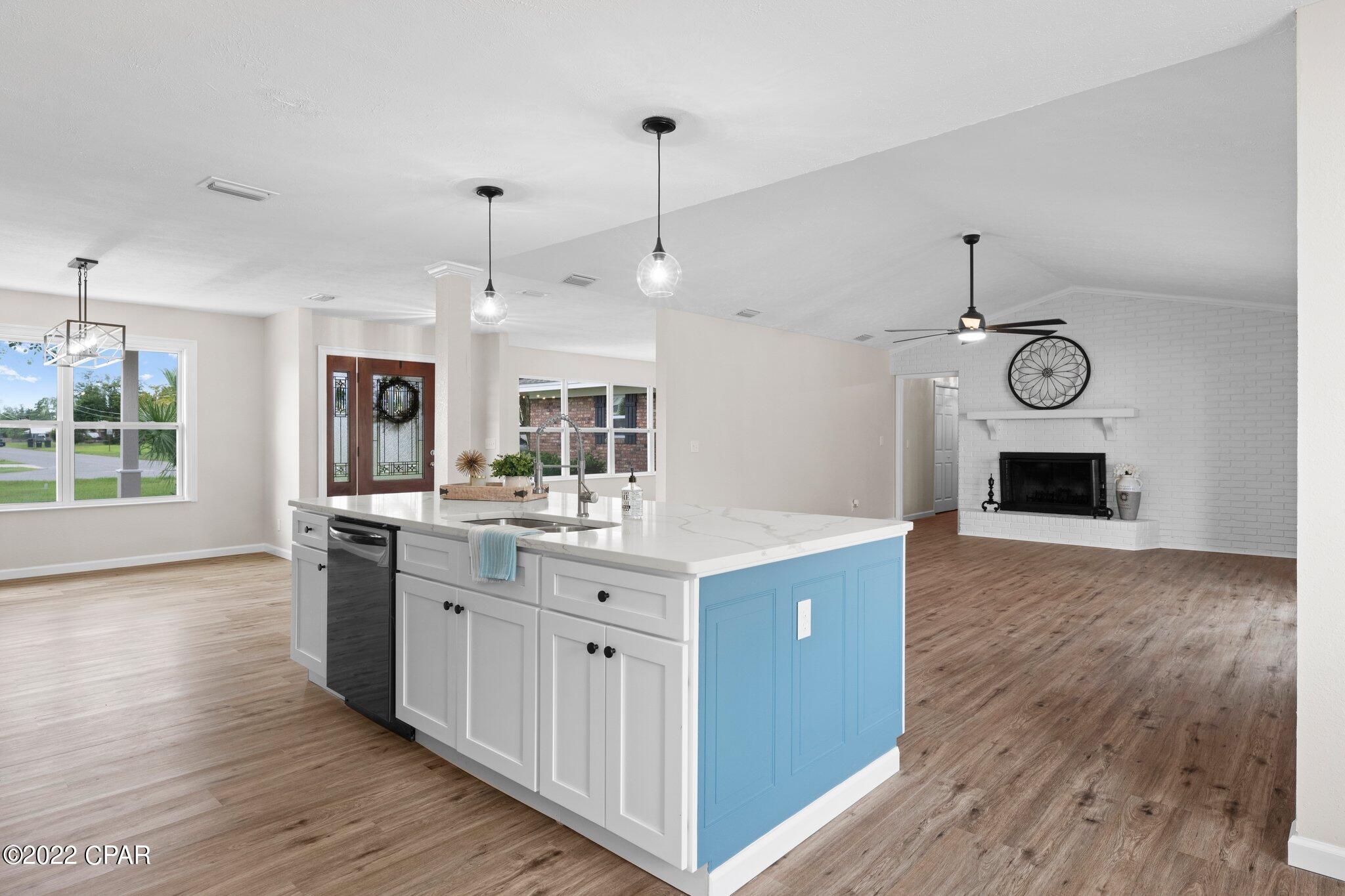 Pretty Bayou Island - Residential