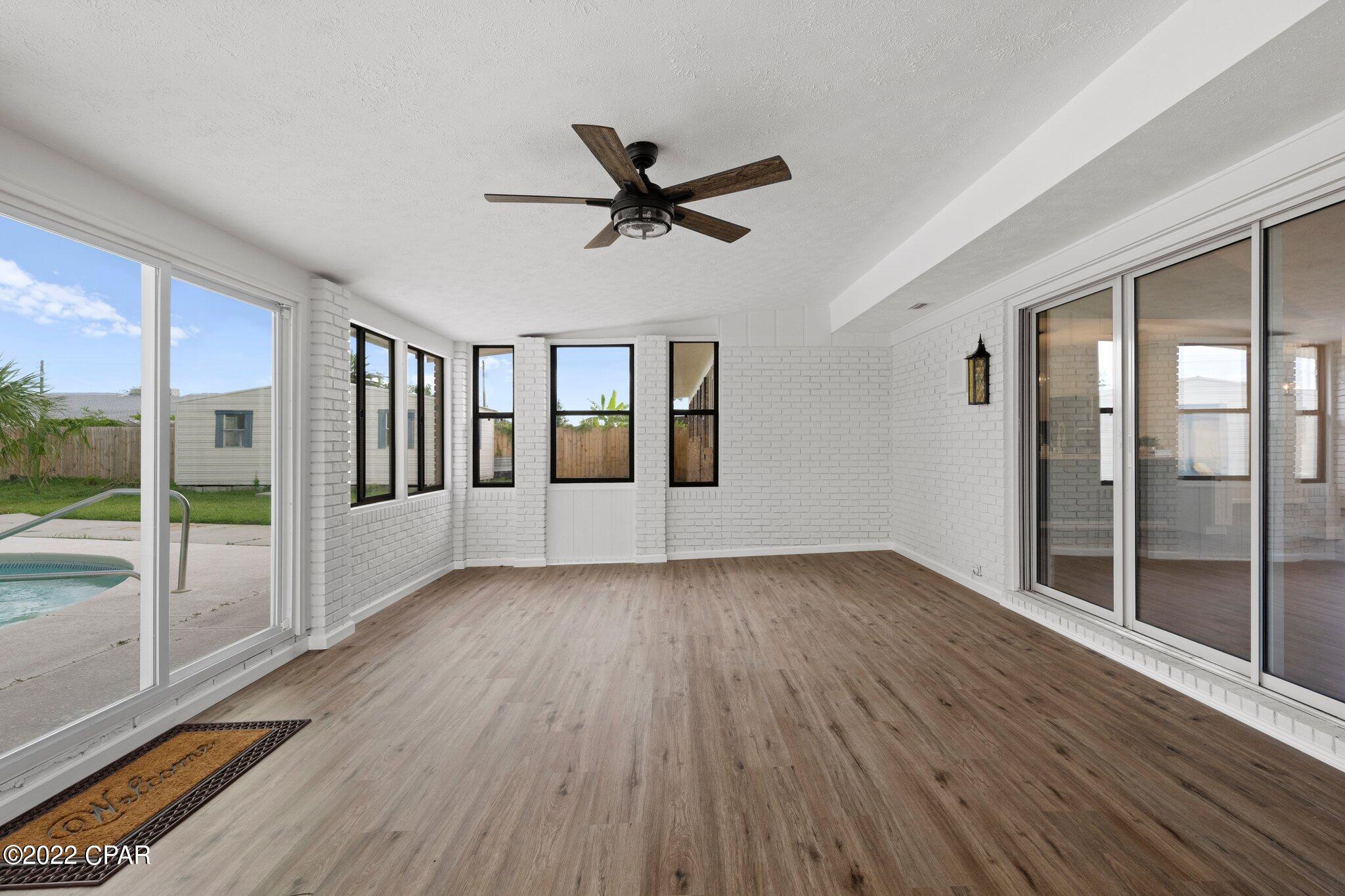 Pretty Bayou Island - Residential