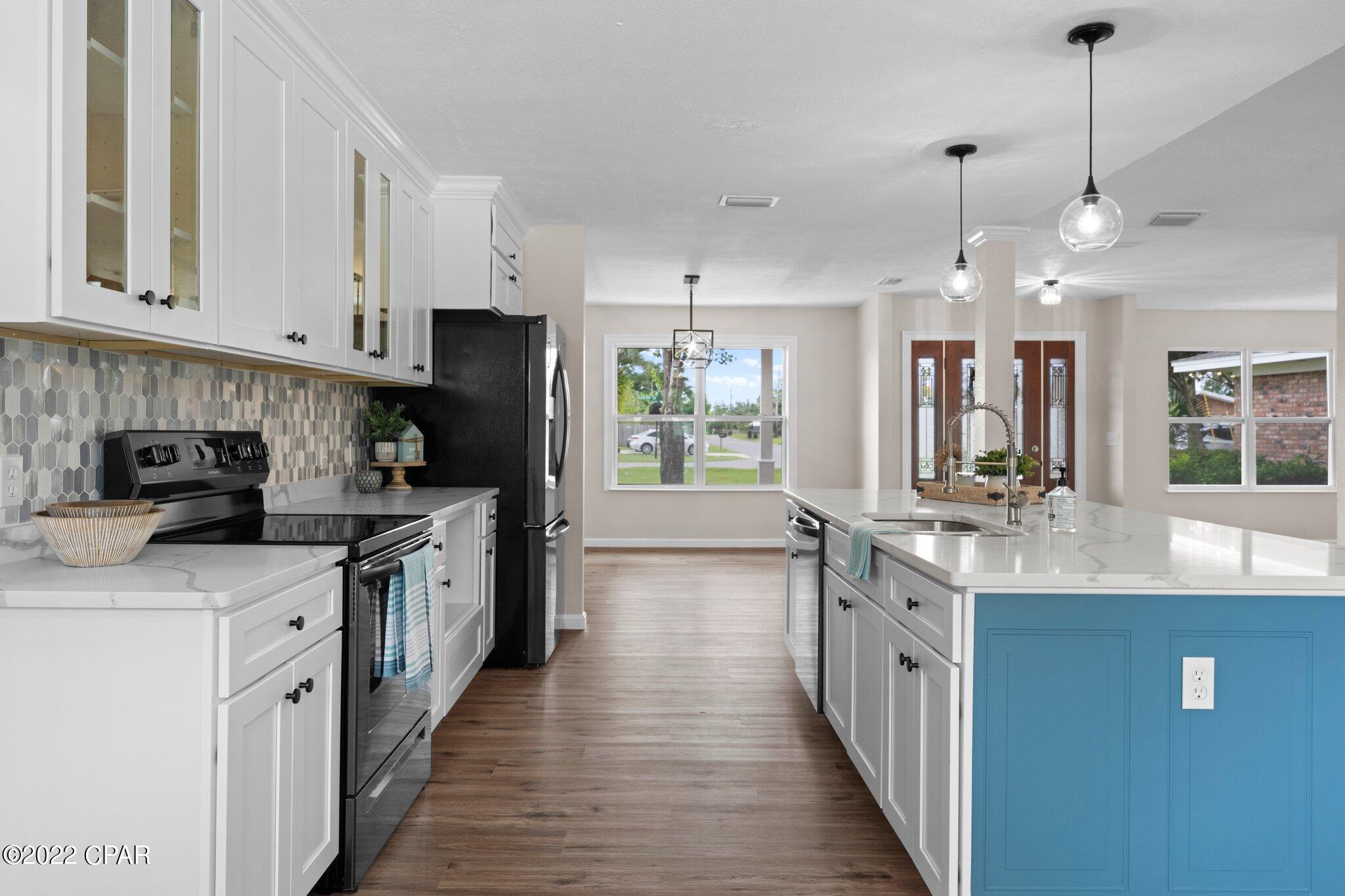 Pretty Bayou Island - Residential