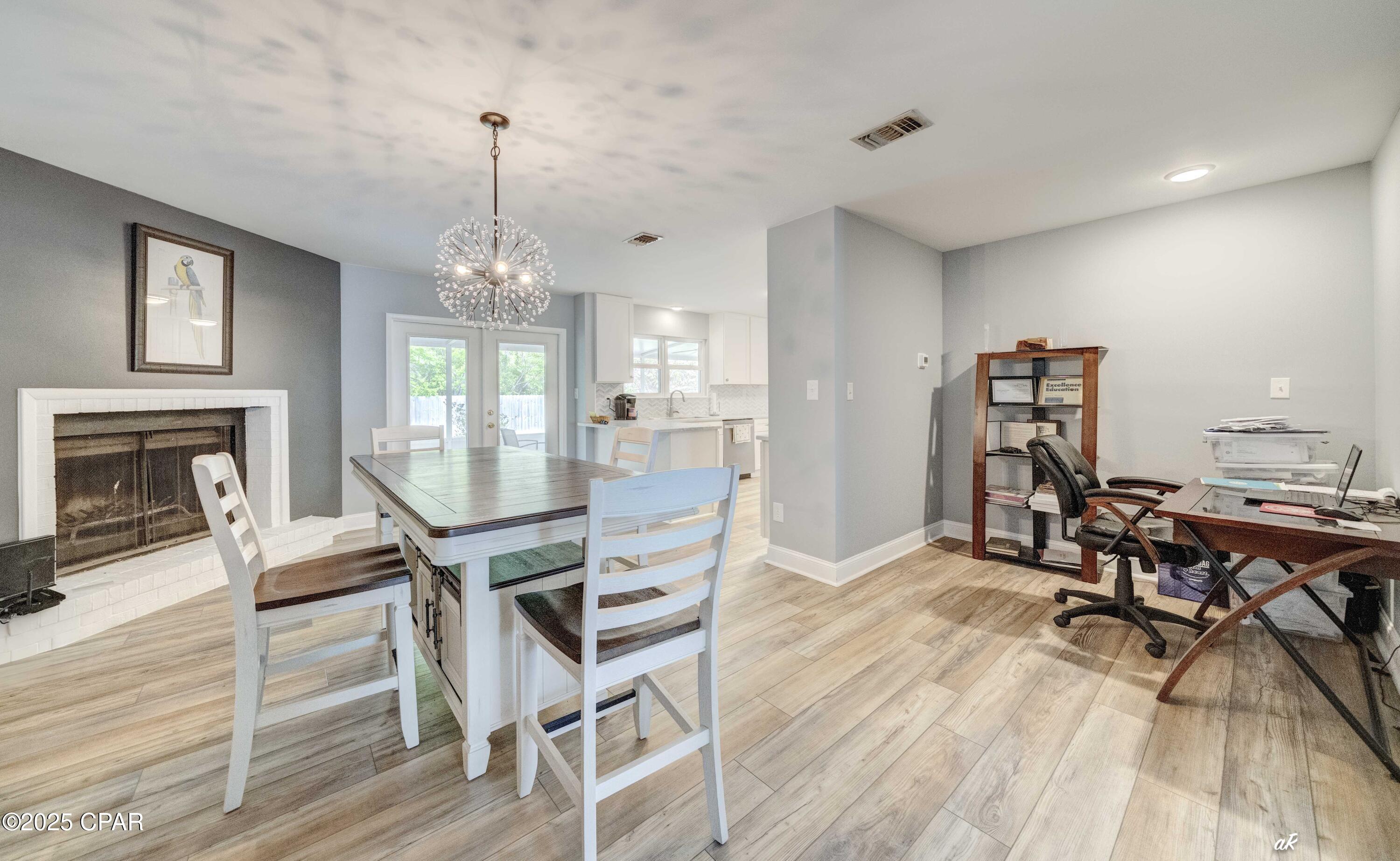 Colony Club - Residential