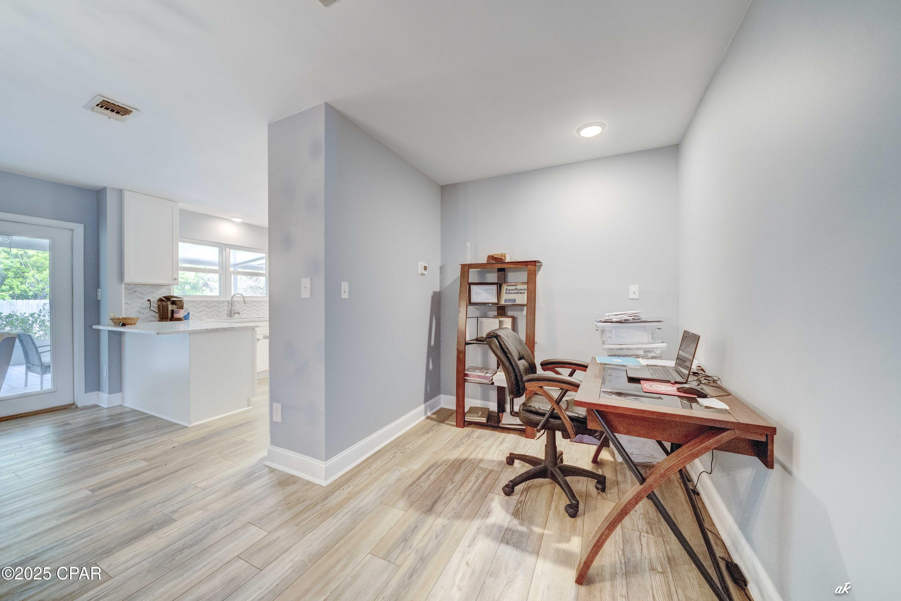 Colony Club - Residential