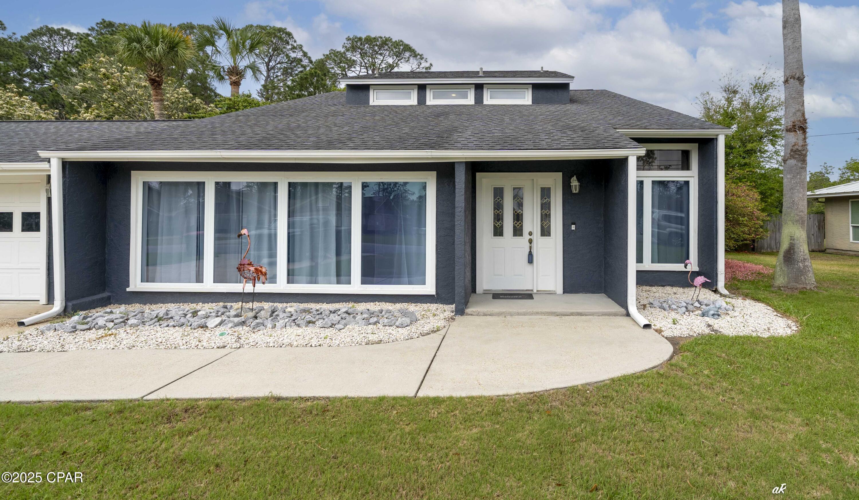 Colony Club - Residential