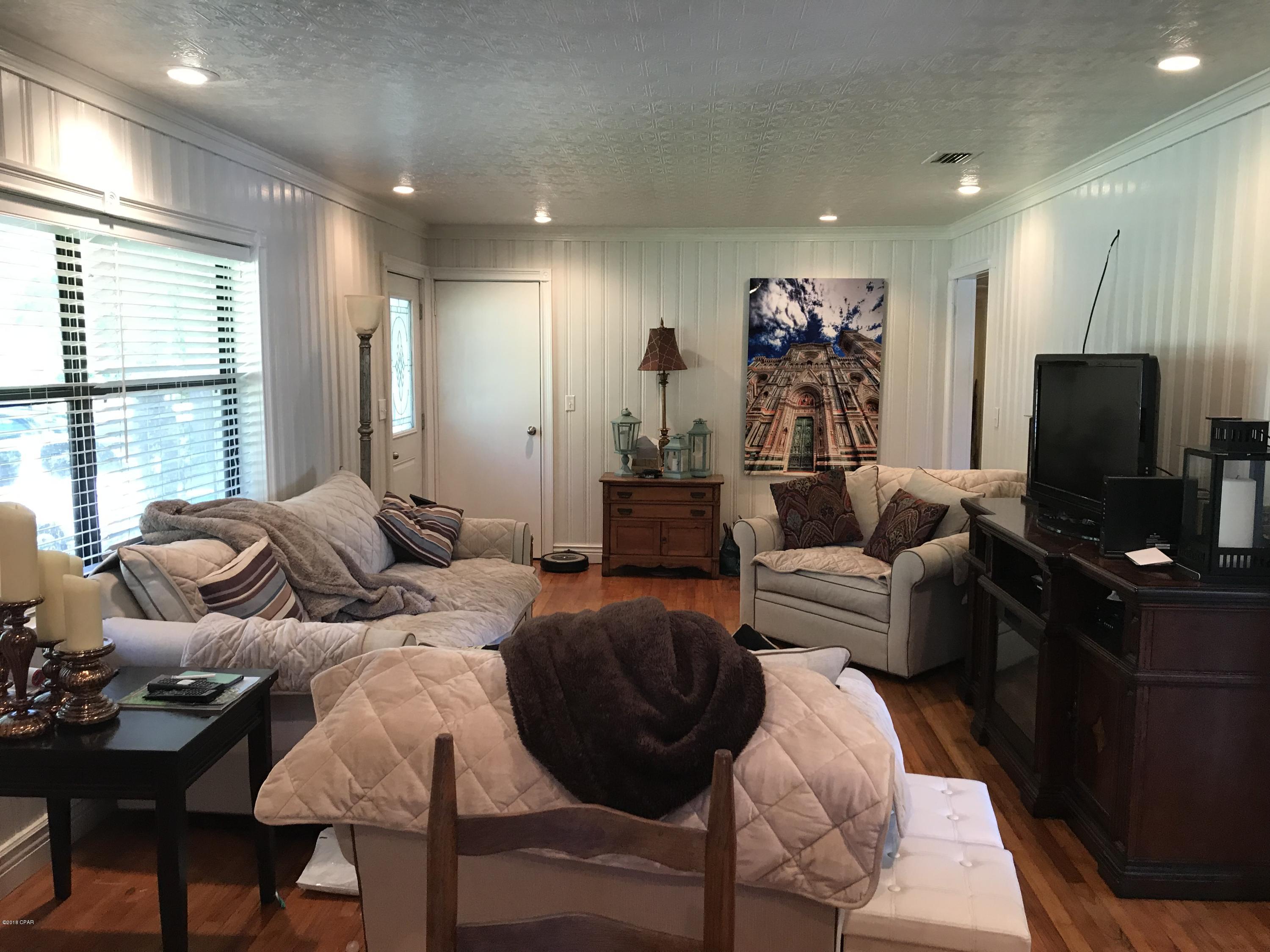 Walter R Davis Add - Residential