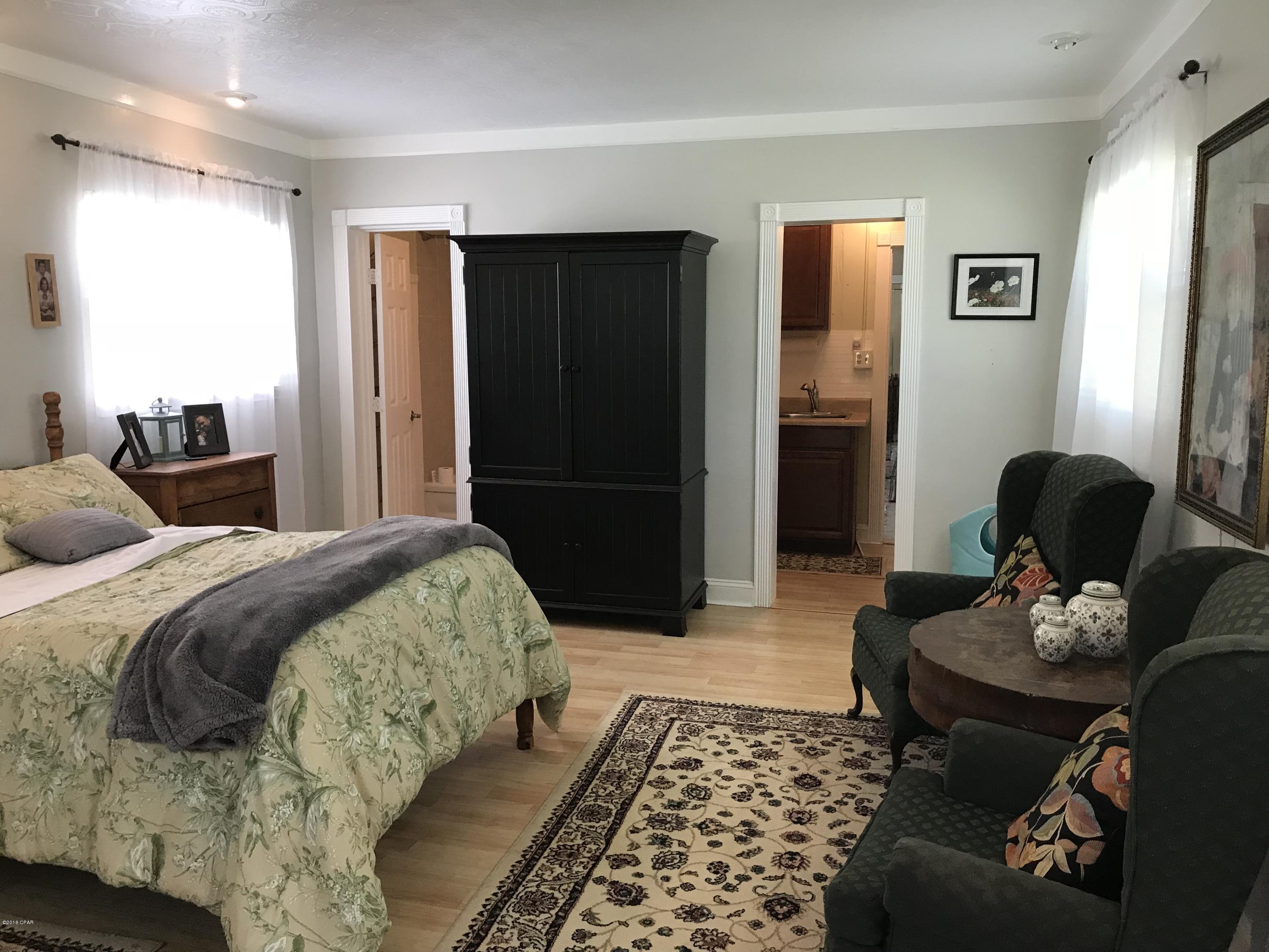 Walter R Davis Add - Residential