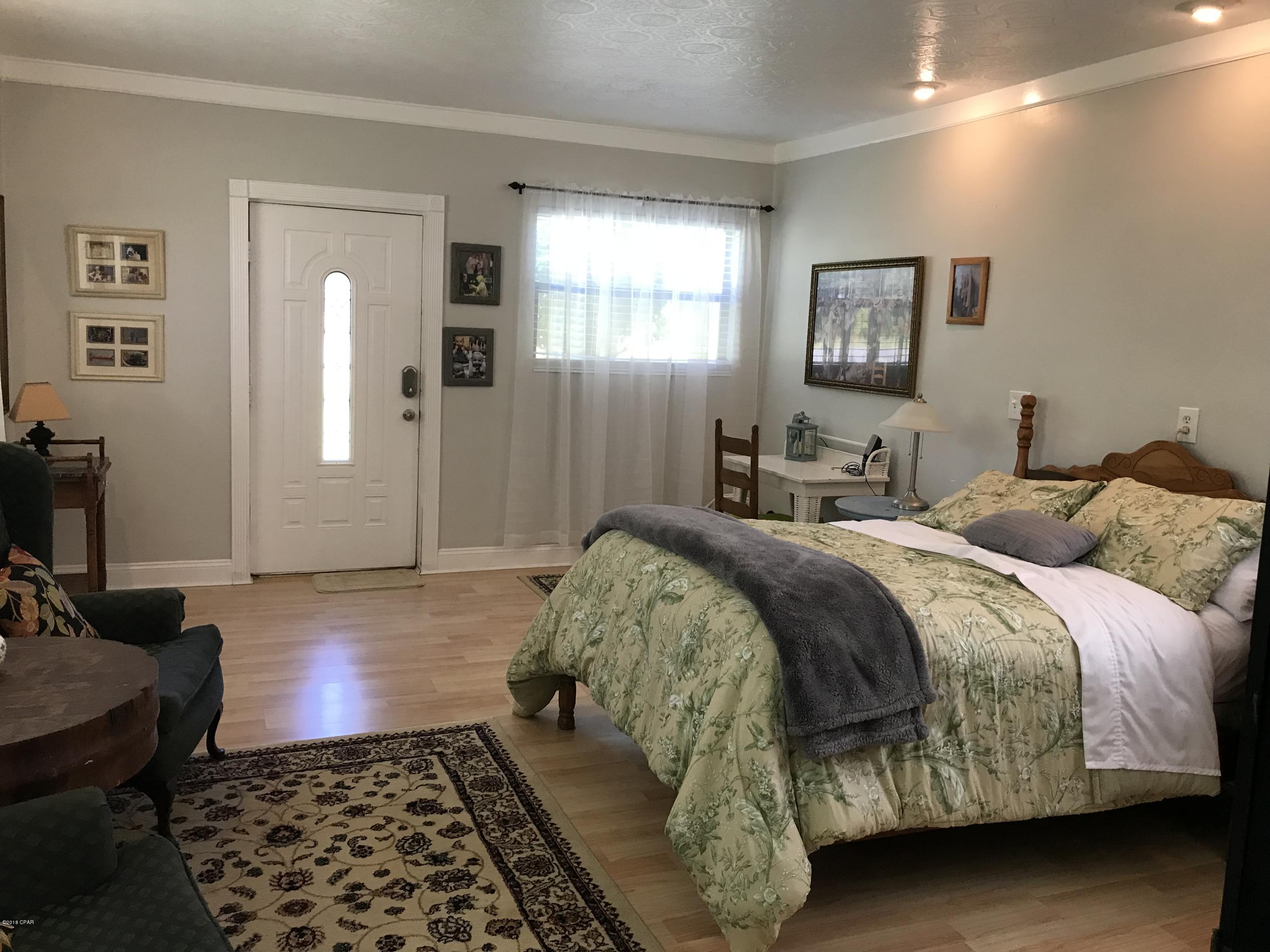 Walter R Davis Add - Residential