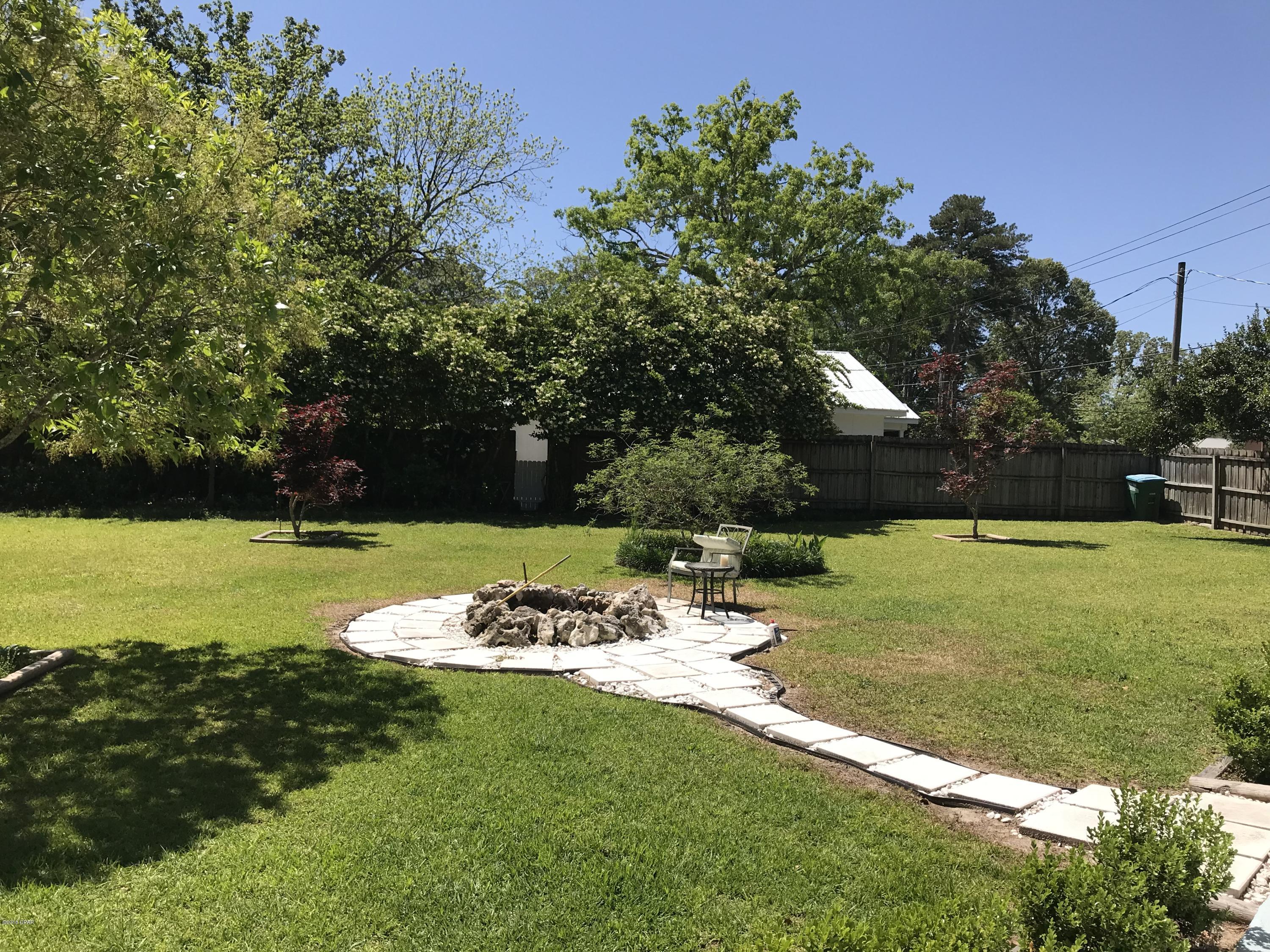 Walter R Davis Add - Residential