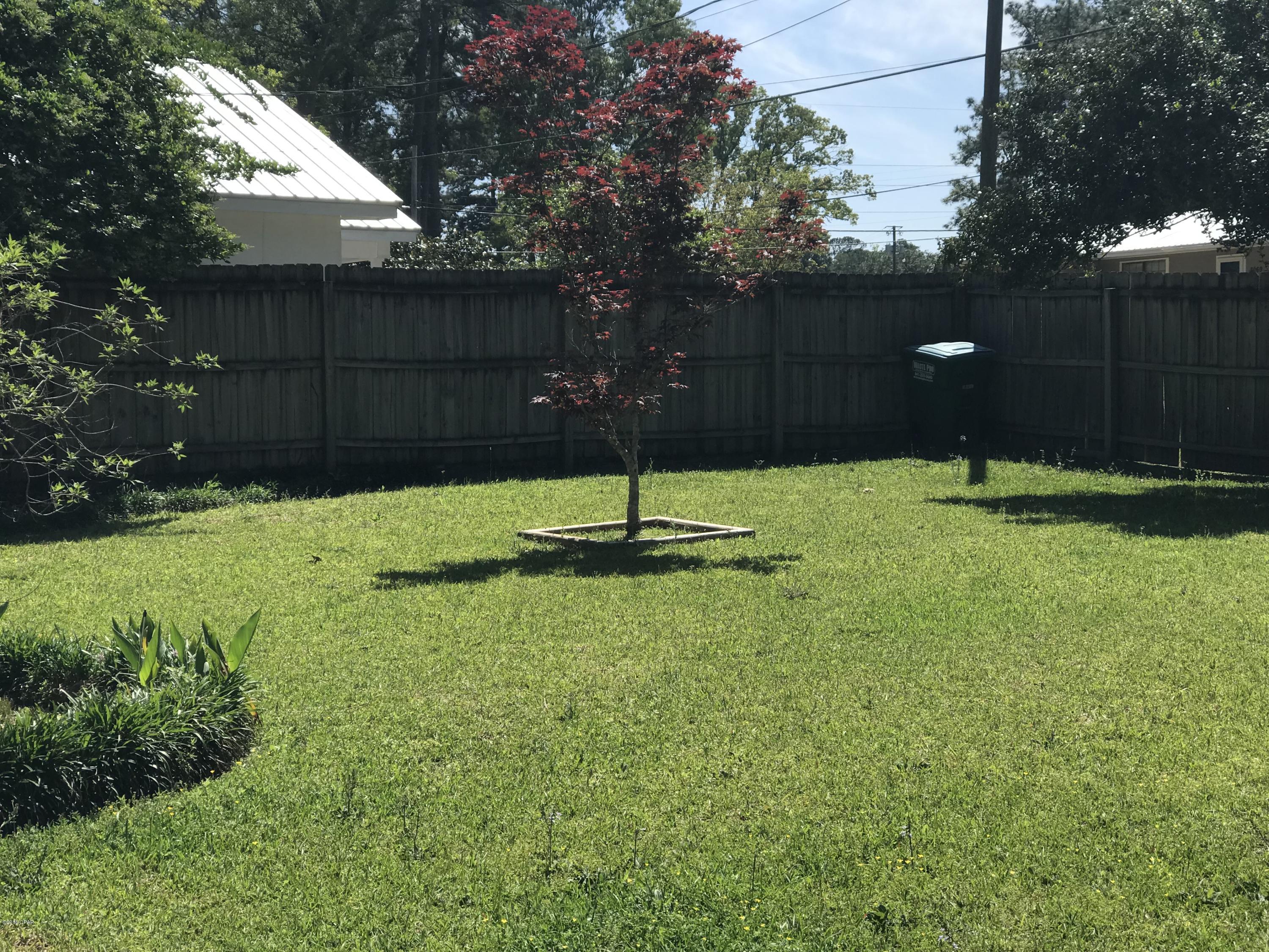 Walter R Davis Add - Residential