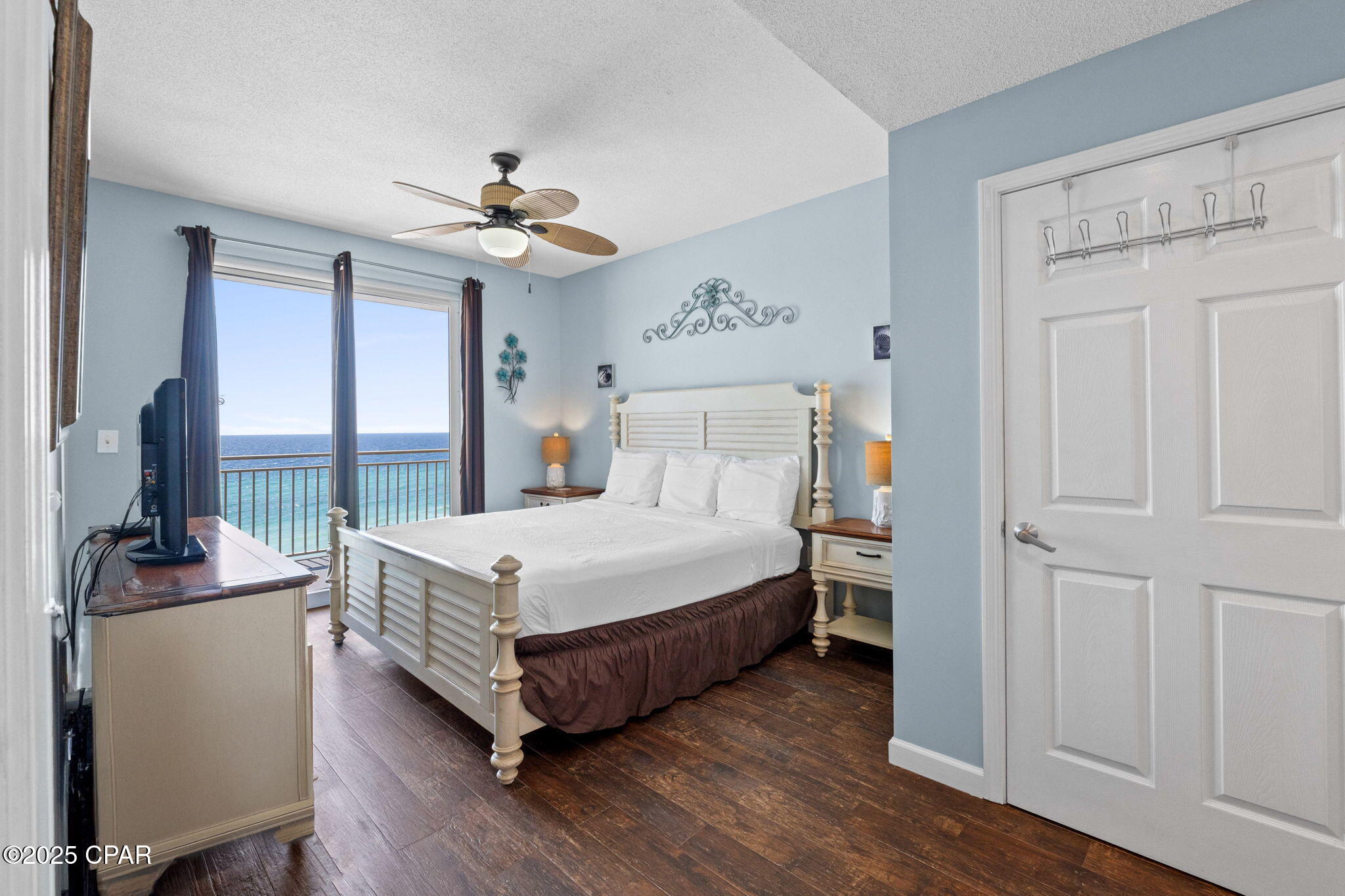 Sterling Reef - Residential