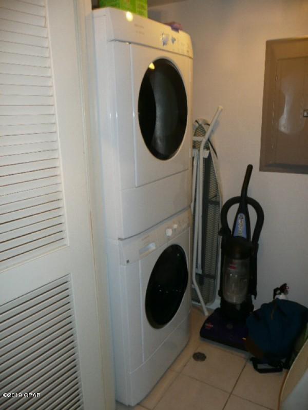 Long Beach Towers IV - Residential