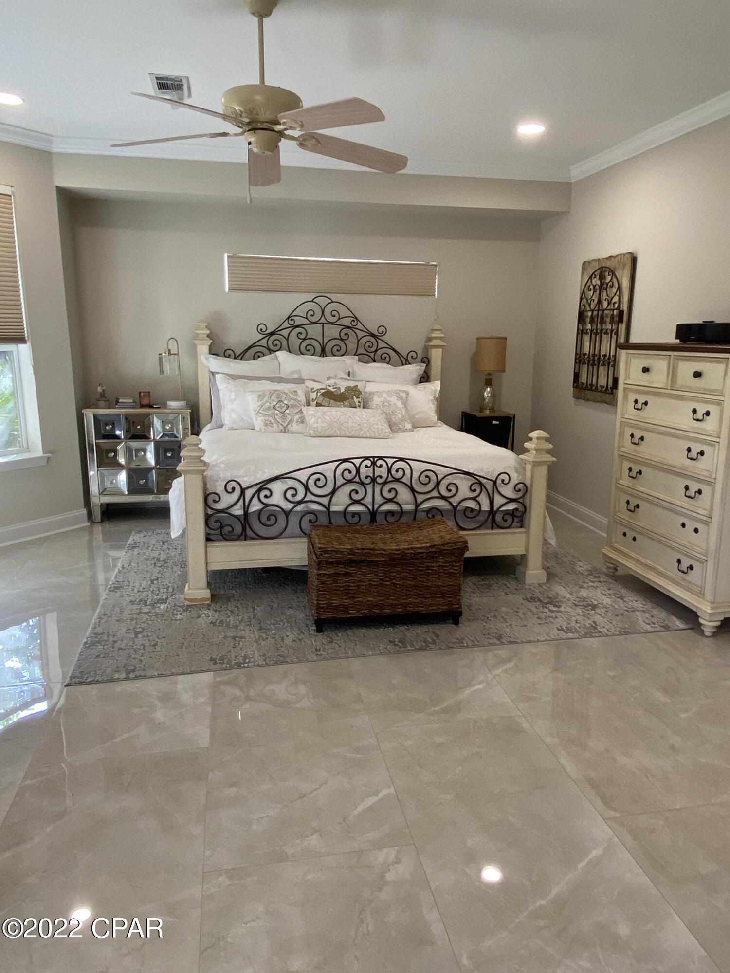 Baytowne Ave East - Residential Lease