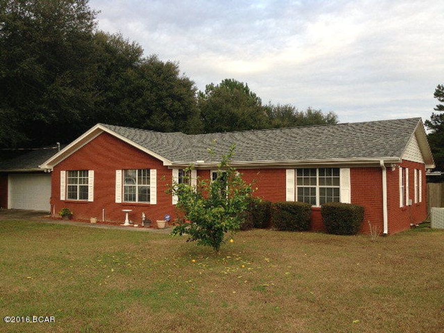 Recently updated home in the heart of the Sheffield drive community. Ideally located a mile from M.E.R.E and the Marianna High School, this property is a great place to raise your family. A long standing neighborhood. The roof is in great shape and was replaced about 3 years ago. Upgrades to the kitchen and flooring throughout the house.