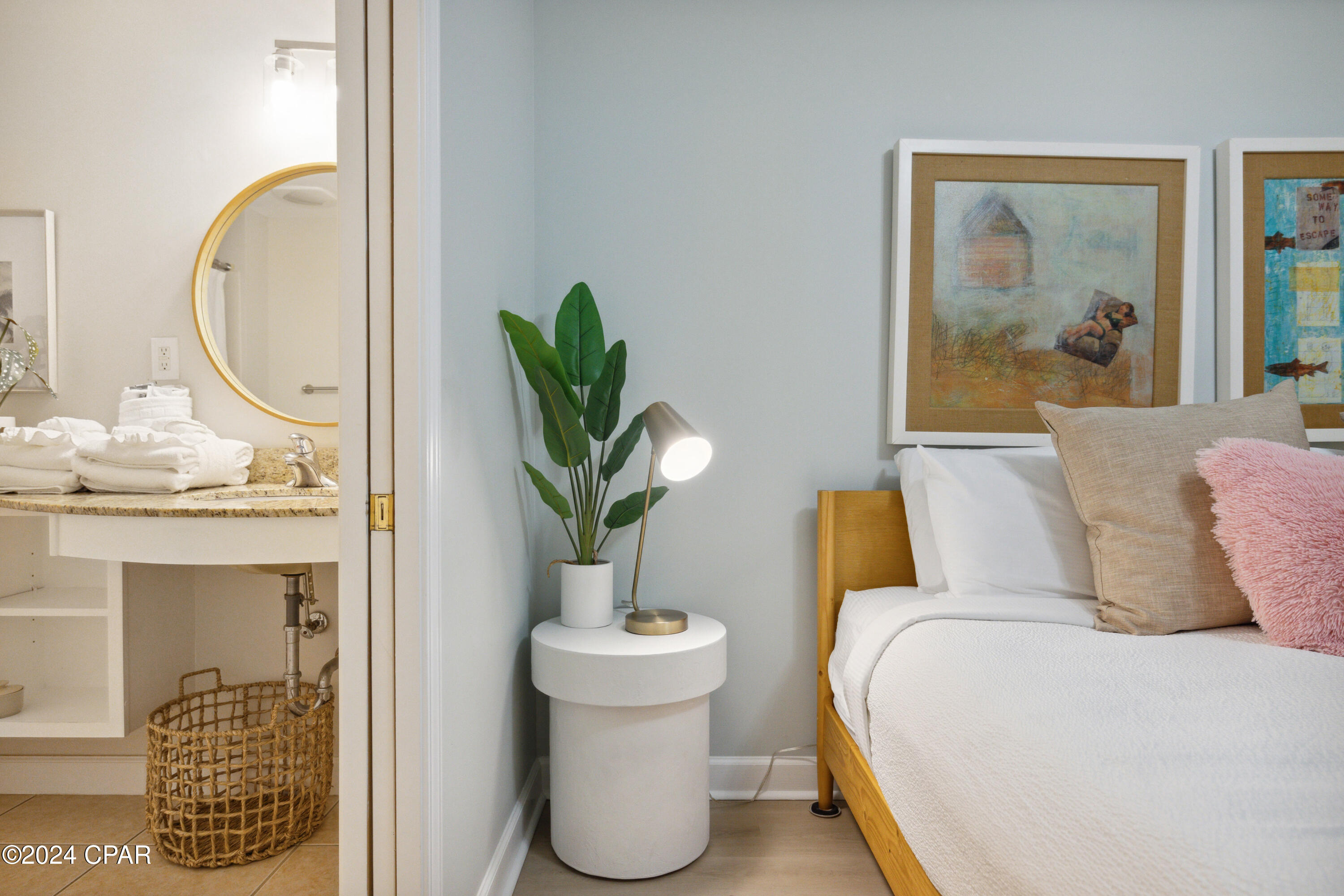 Splash Condo - Residential