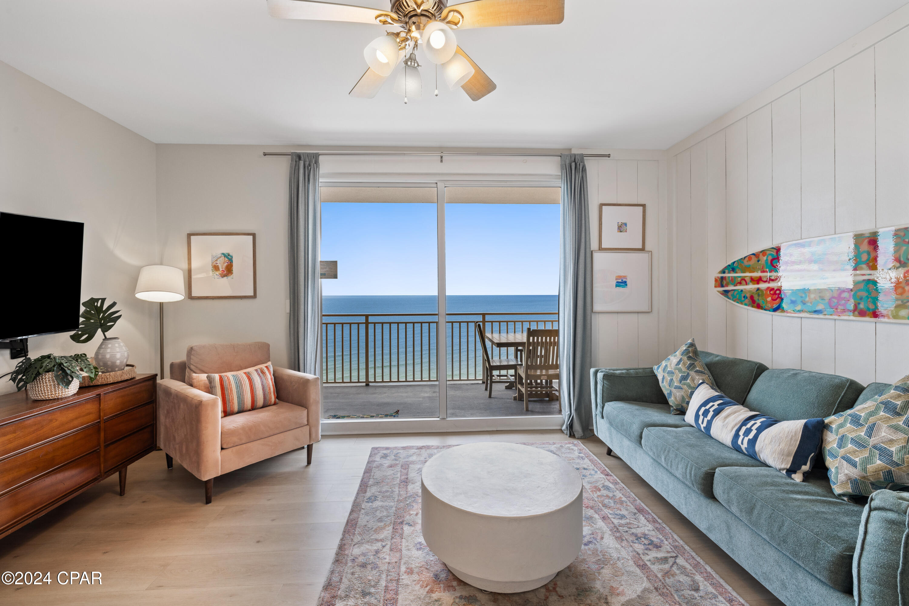 Splash Condo - Residential